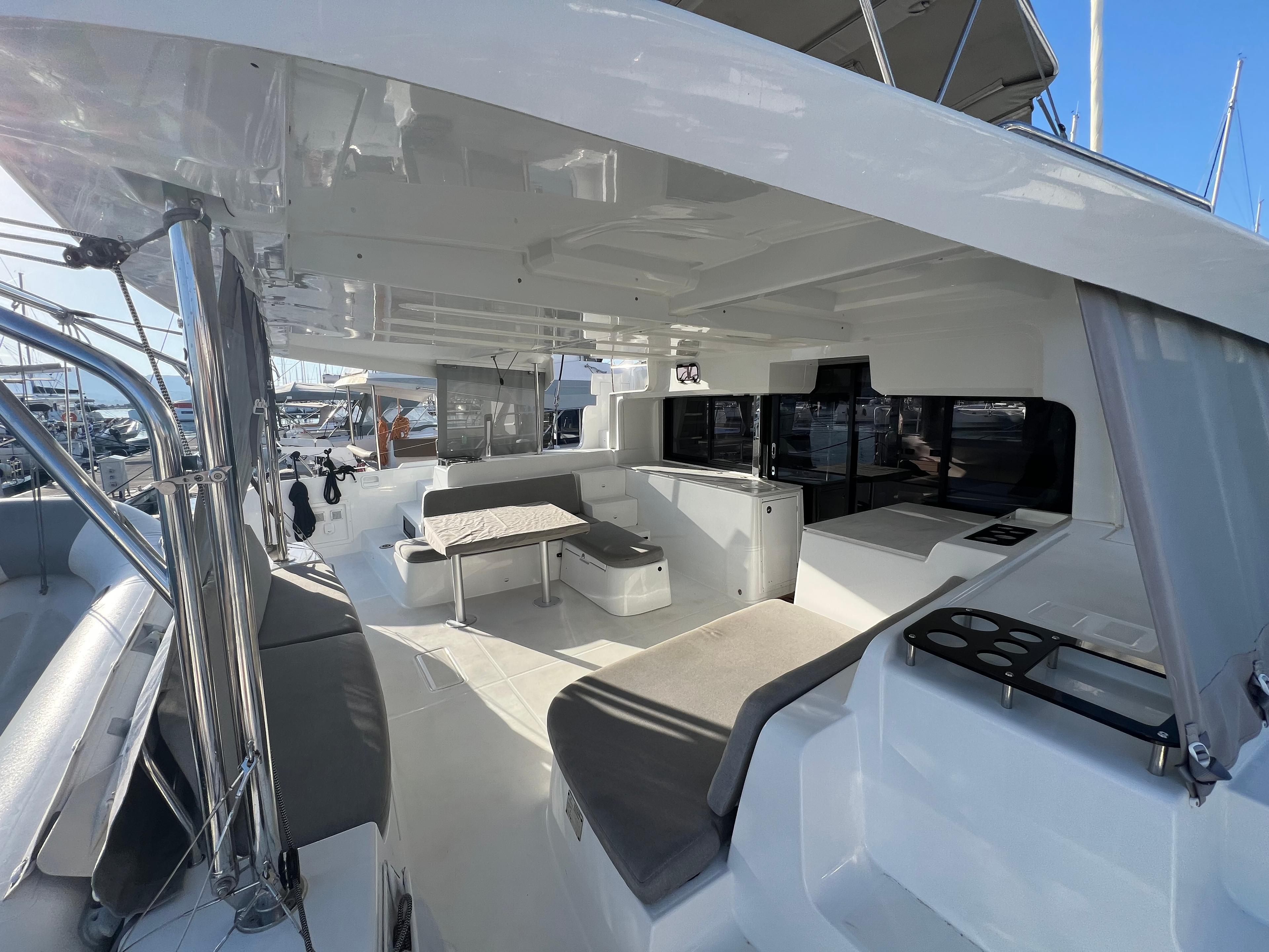 Lagoon 46 - 4 + 2 cab., picture 4