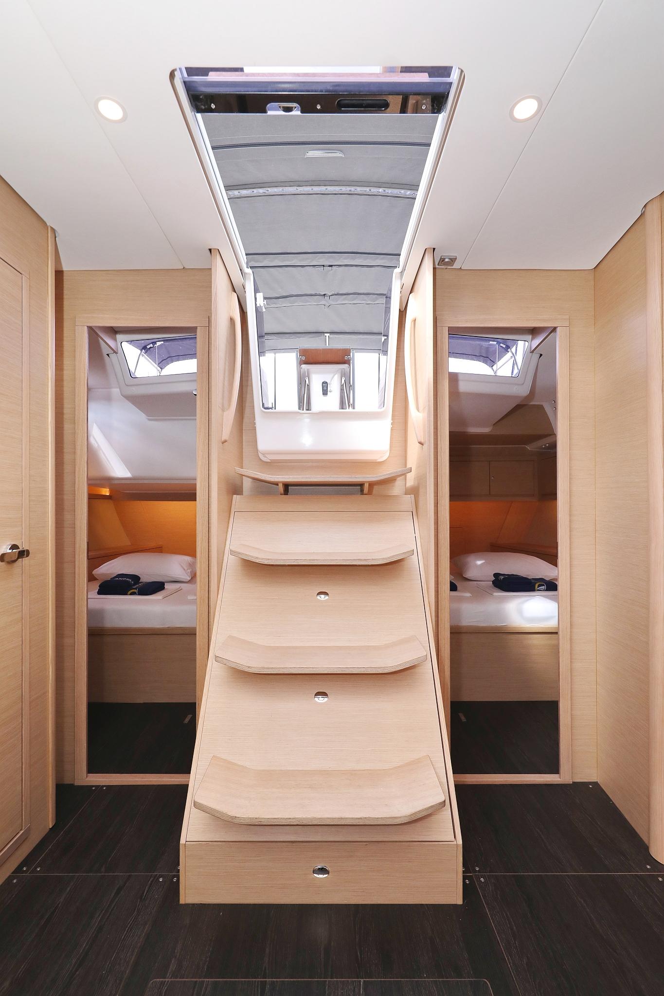 Dufour 470 - 4 cab., picture 28