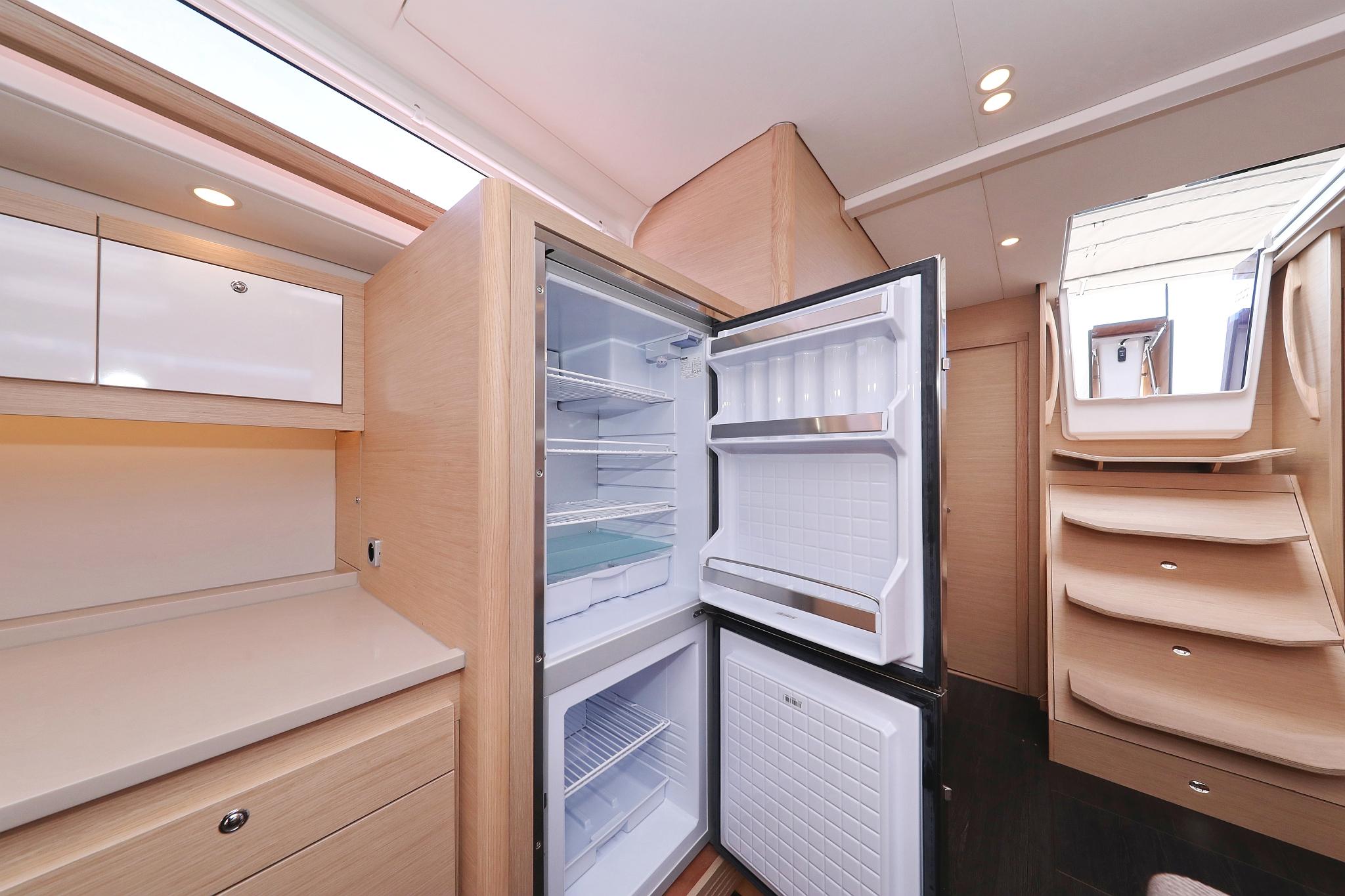 Dufour 470 - 5 cab., picture 42