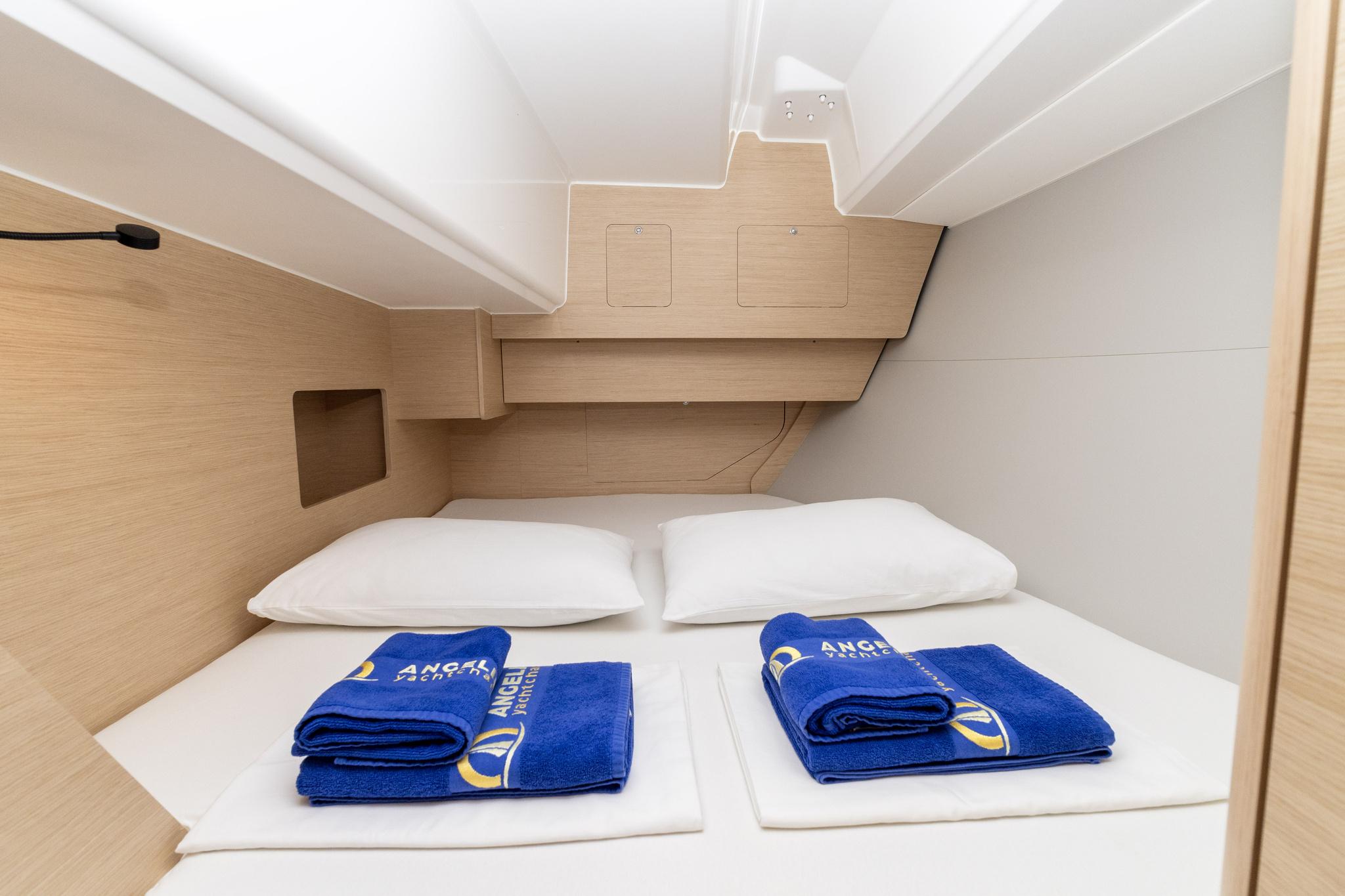 Dufour 37 - 3 cab., picture 32