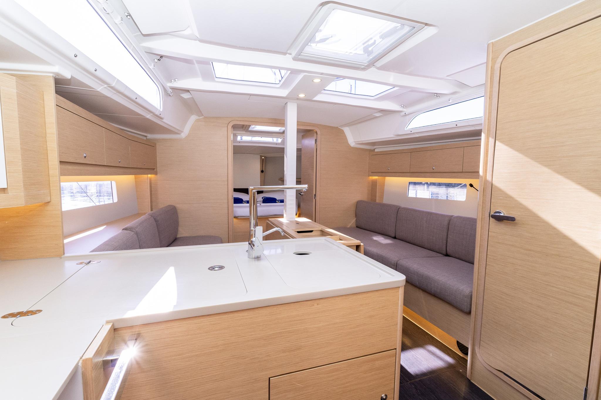 Dufour 37 - 3 cab., picture 22
