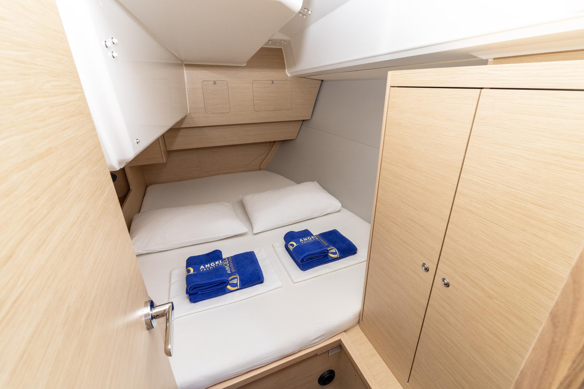 Dufour 37 - 3 cab., picture 31