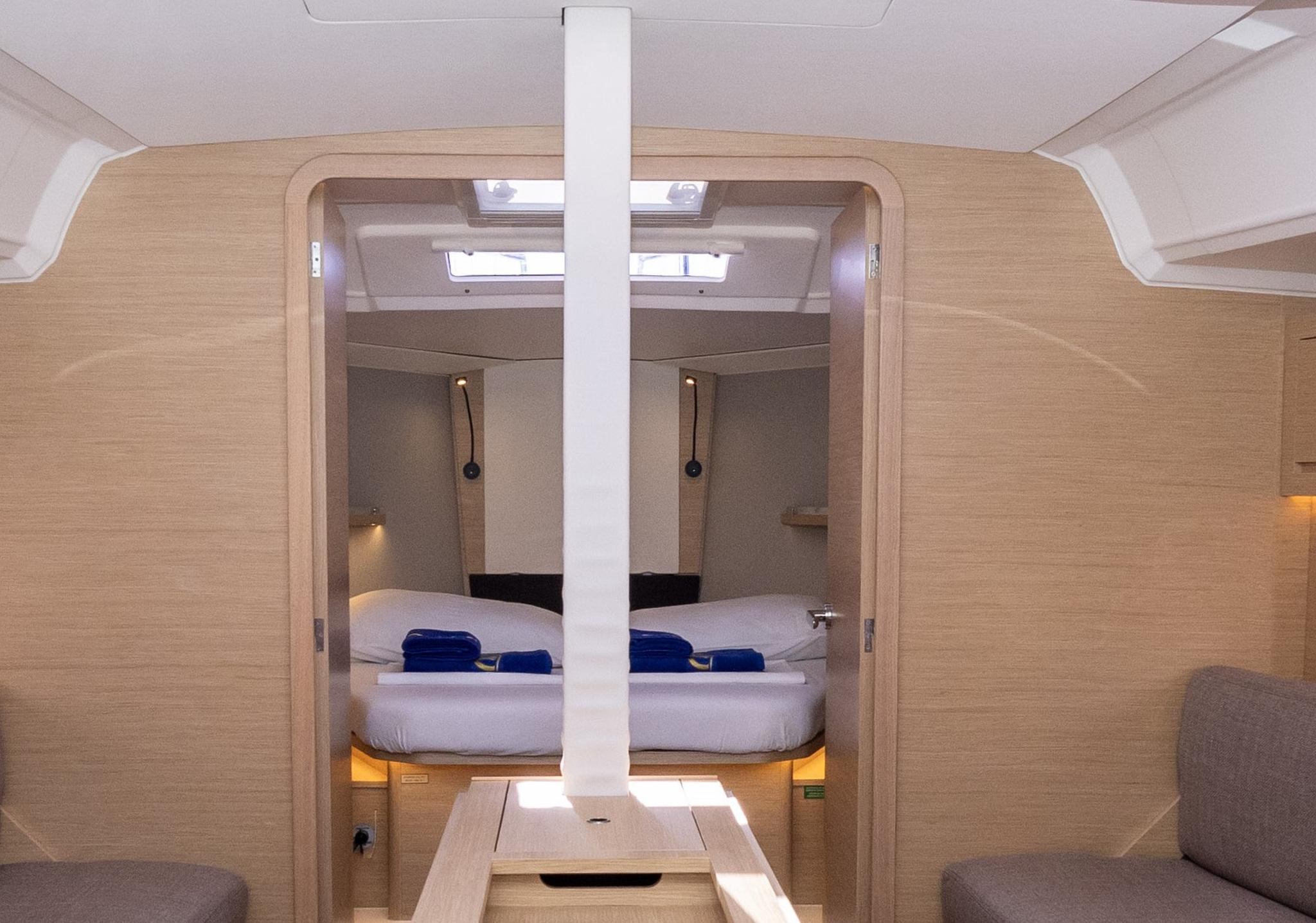 Dufour 37 - 3 cab., picture 24