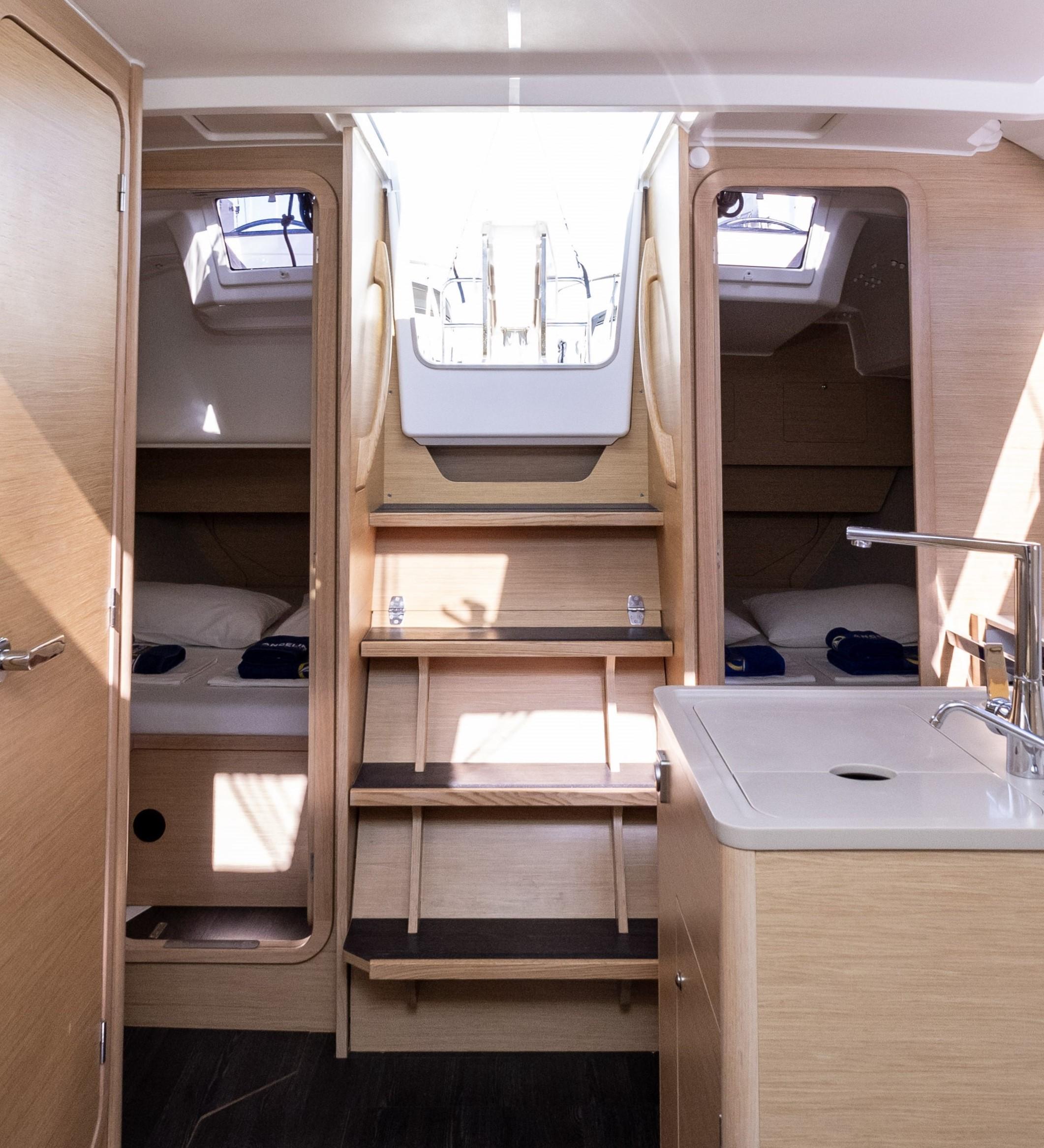 Dufour 37 - 3 cab., picture 27