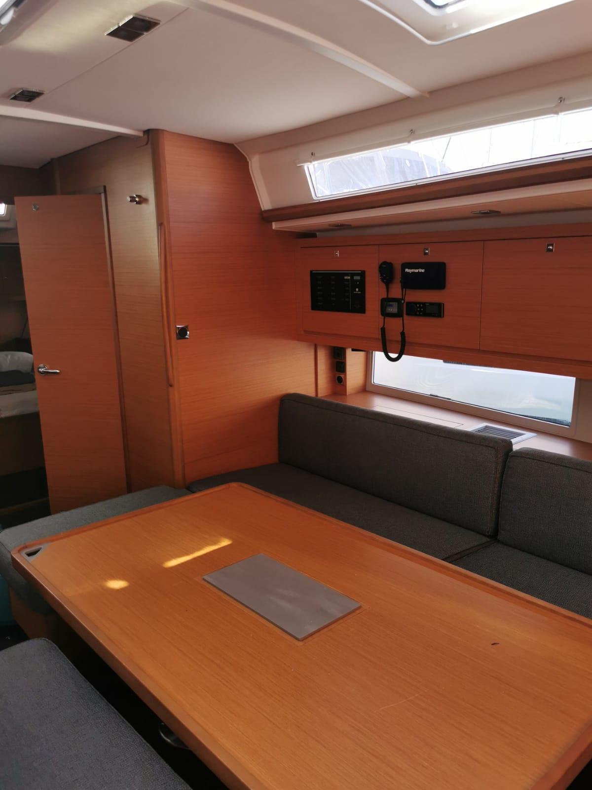Dufour 470 - 4 + 1 cab., picture 8