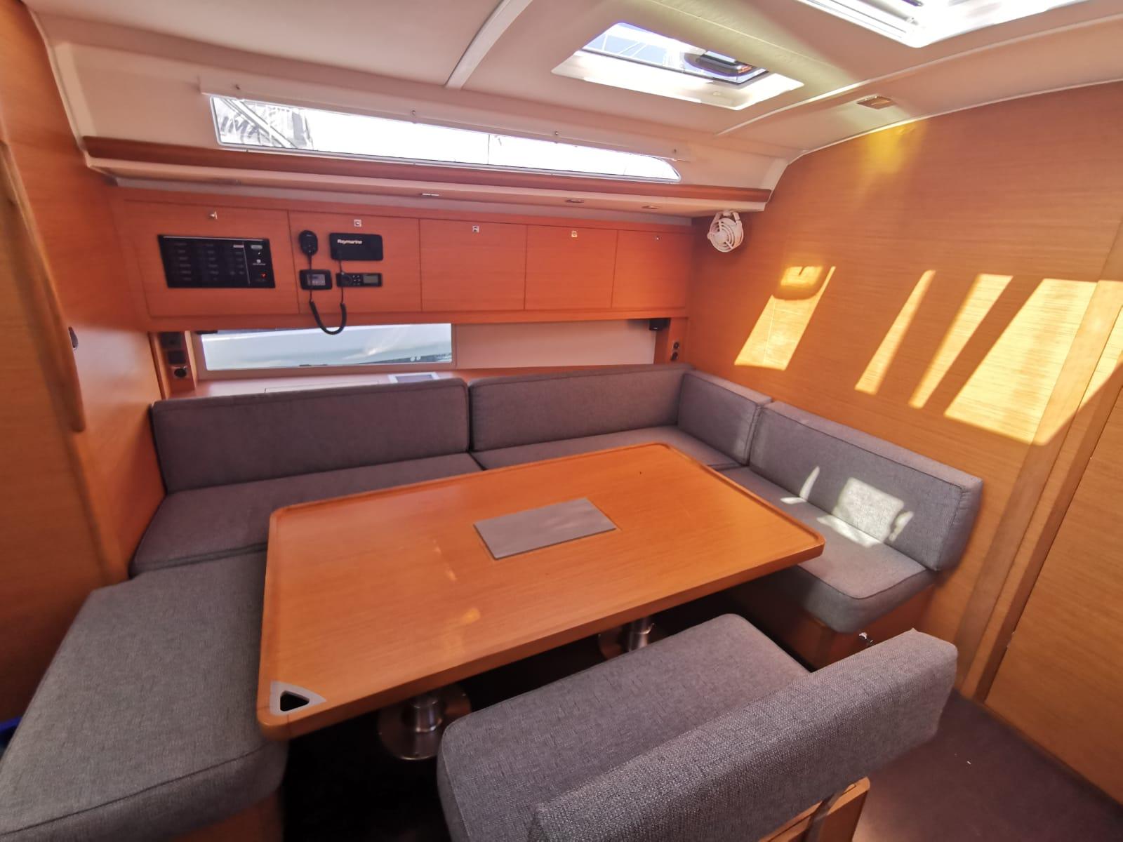 Dufour 470 - 4 + 1 cab., picture 9