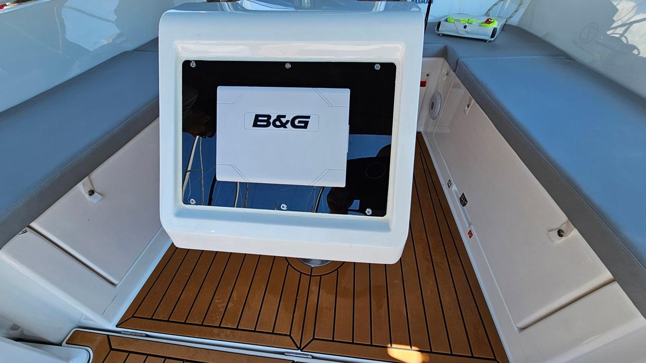 Bavaria C38, picture 10