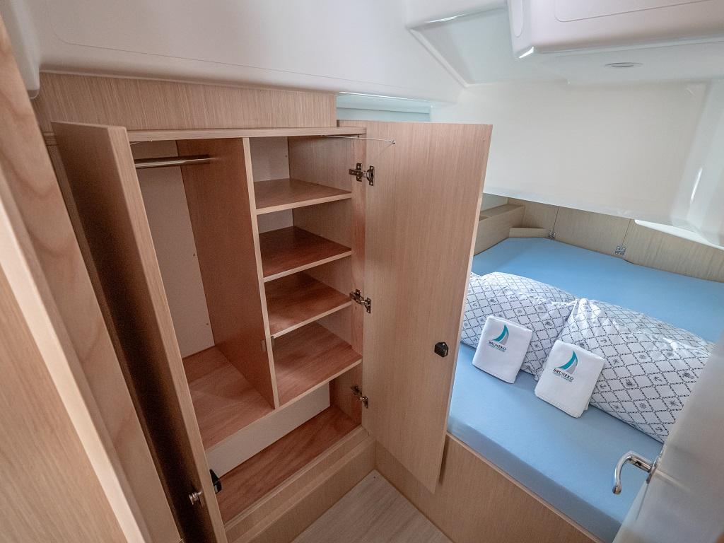 Bavaria C38, picture 30