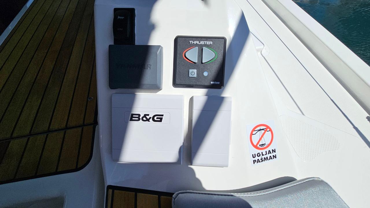 Bavaria C38, picture 9