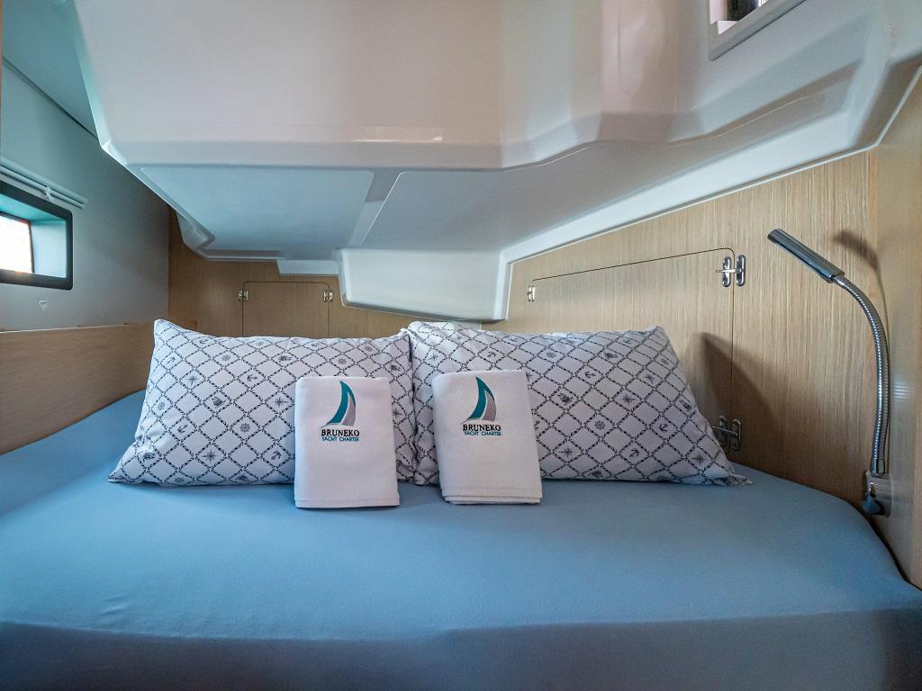 Bavaria C38, picture 29