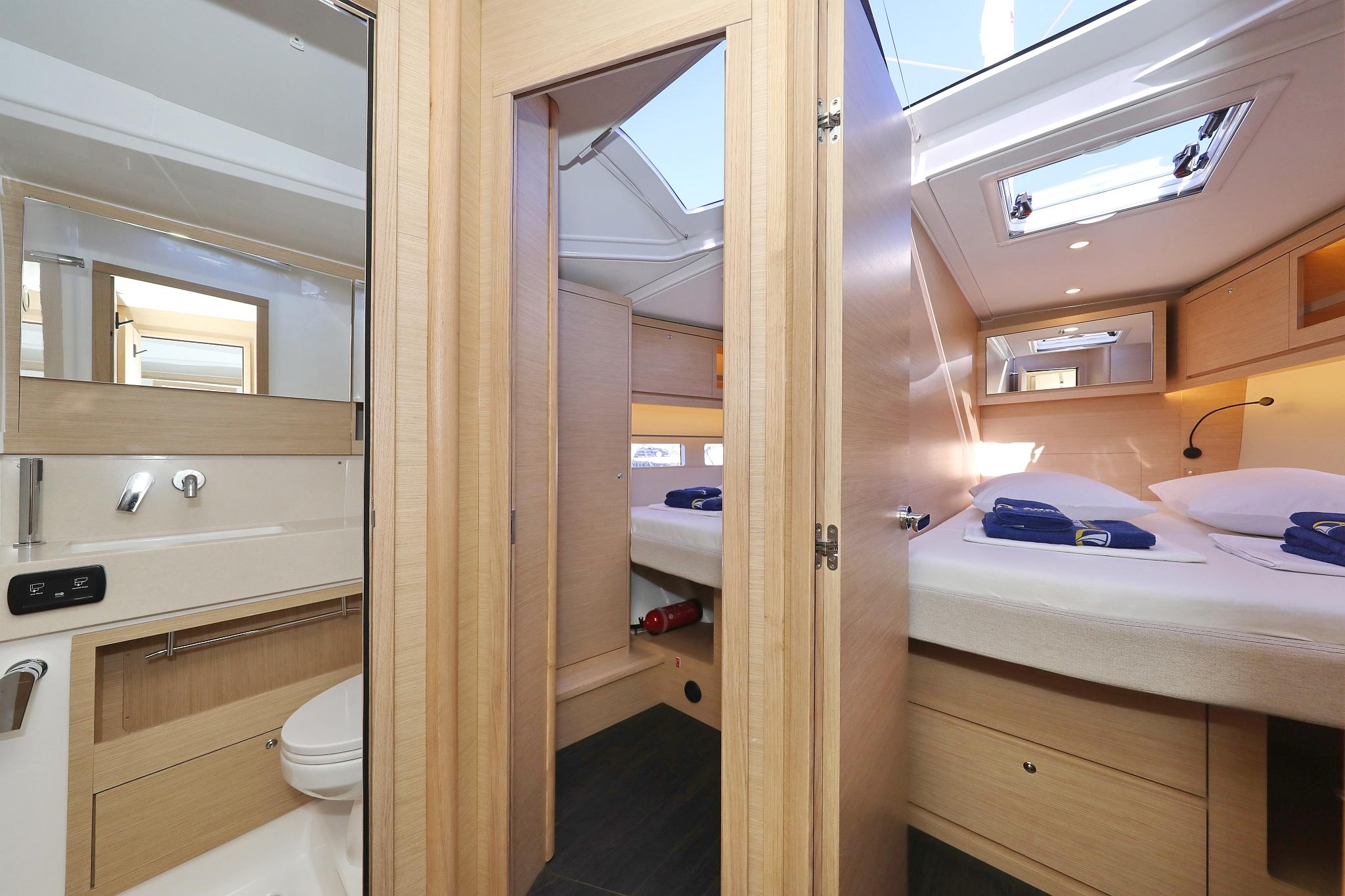 Dufour 530 - 5 + 1 cab., picture 33