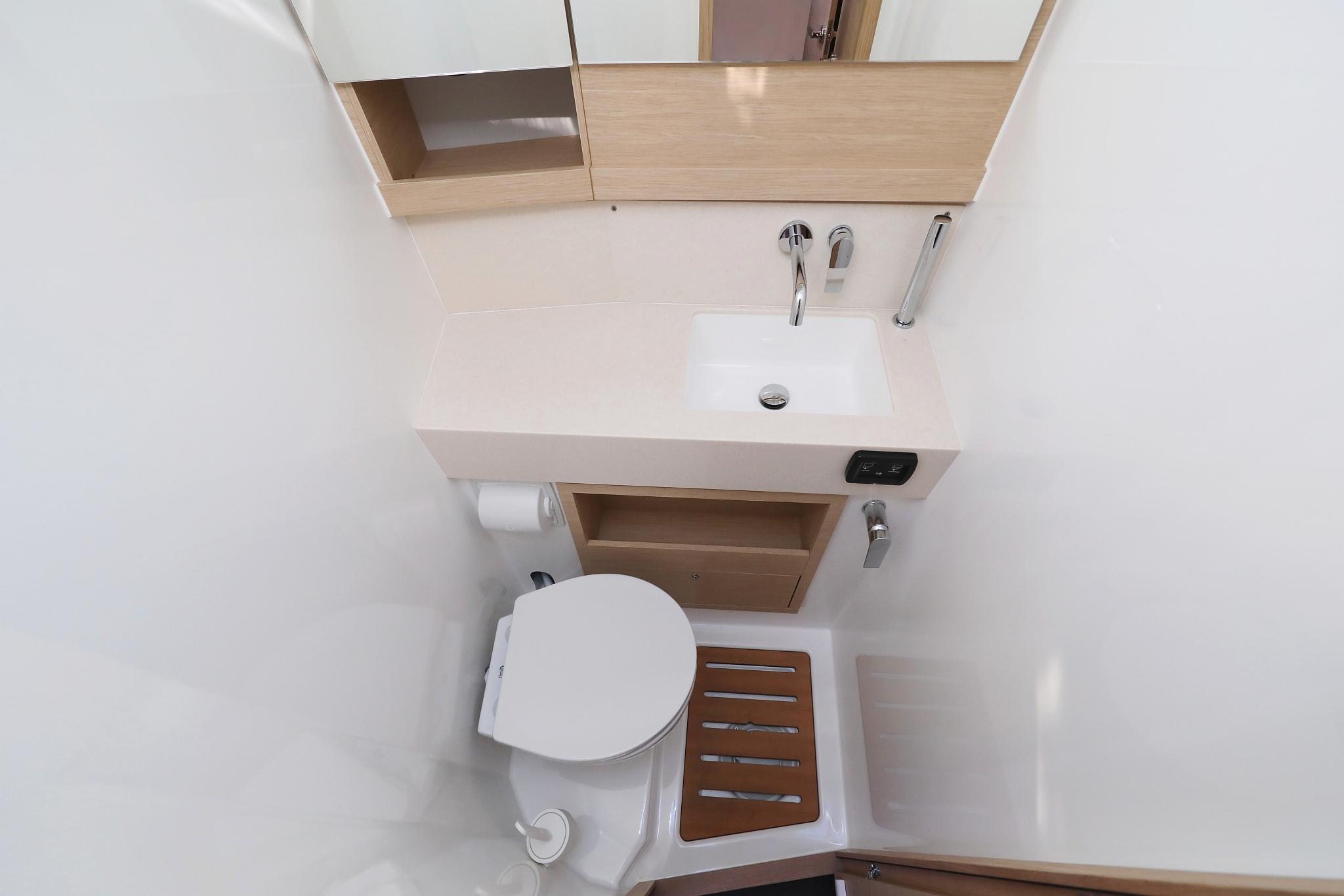 Dufour 530 - 5 + 1 cab., picture 36