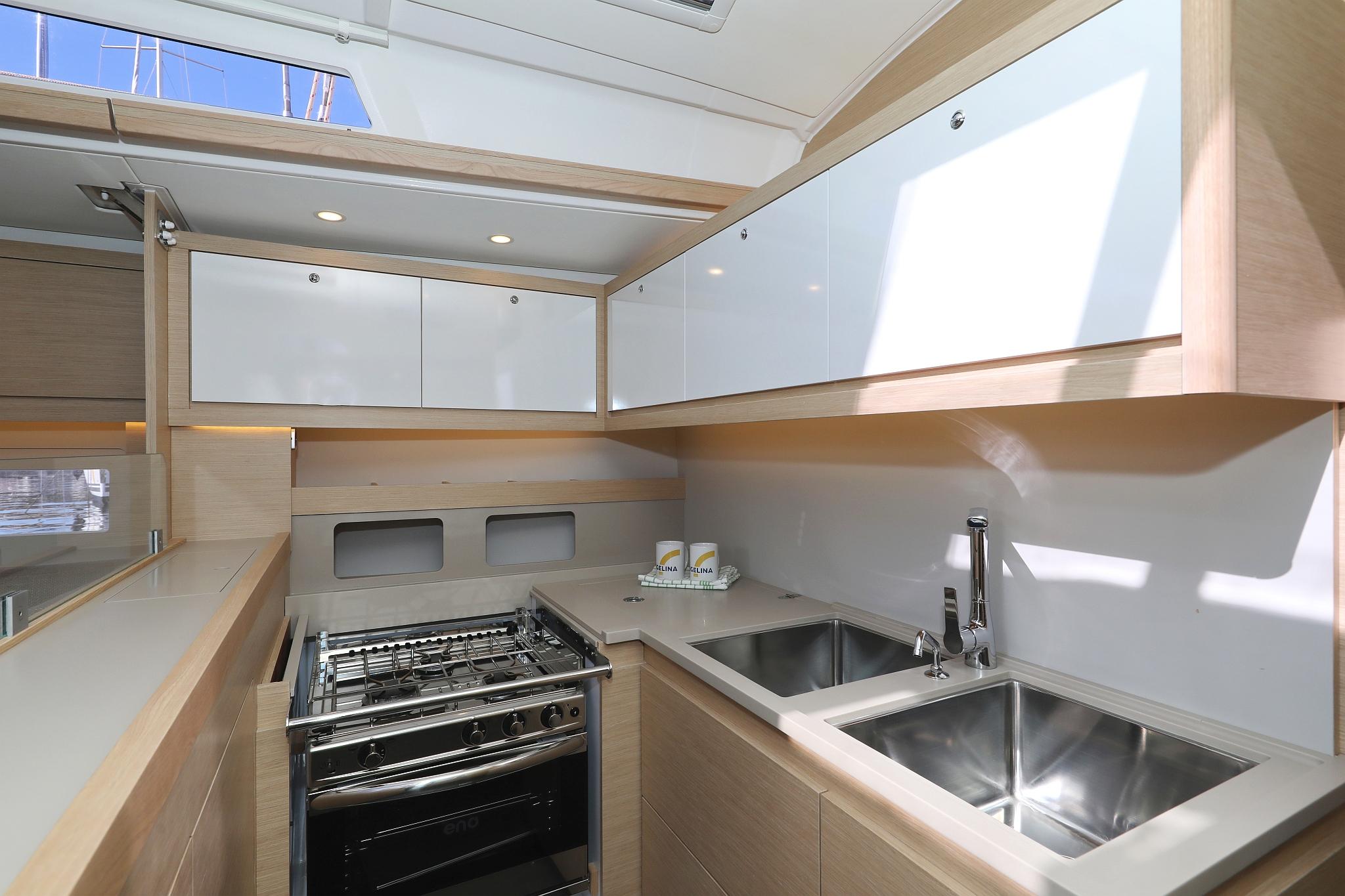 Dufour 530 - 5 + 1 cab., picture 43