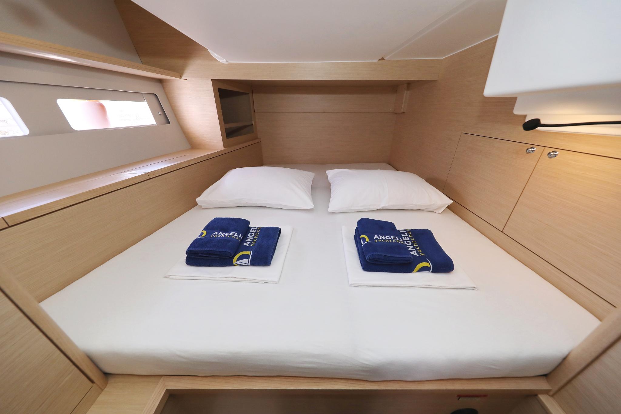 Dufour 530 - 5 + 1 cab., picture 25