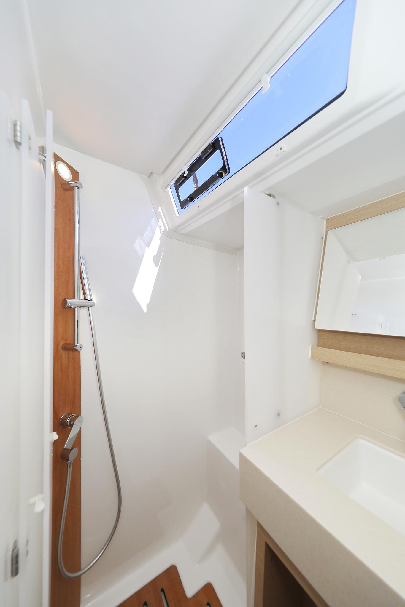 Dufour 530 - 5 + 1 cab., picture 39