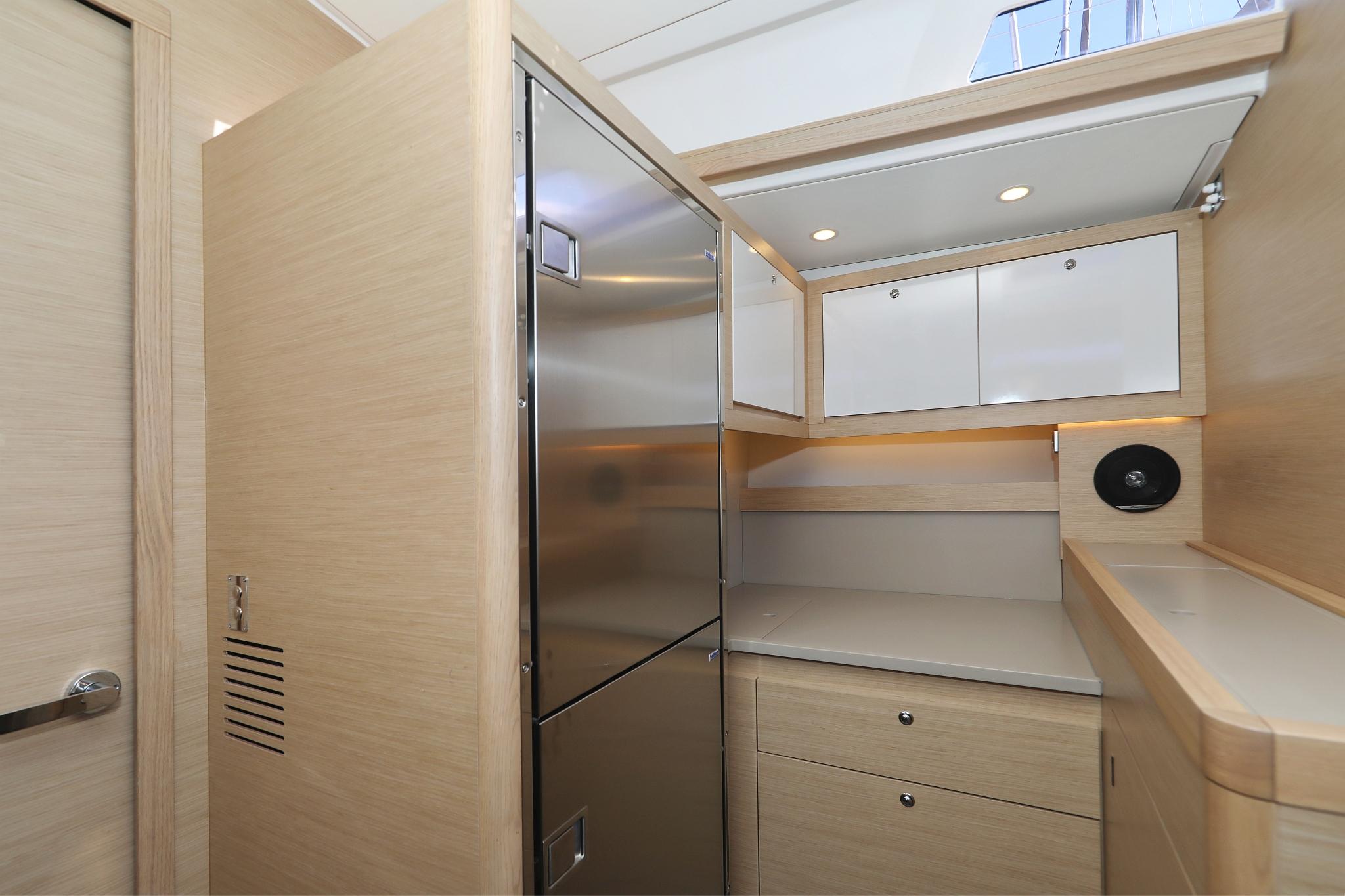 Dufour 530 - 5 + 1 cab., picture 22