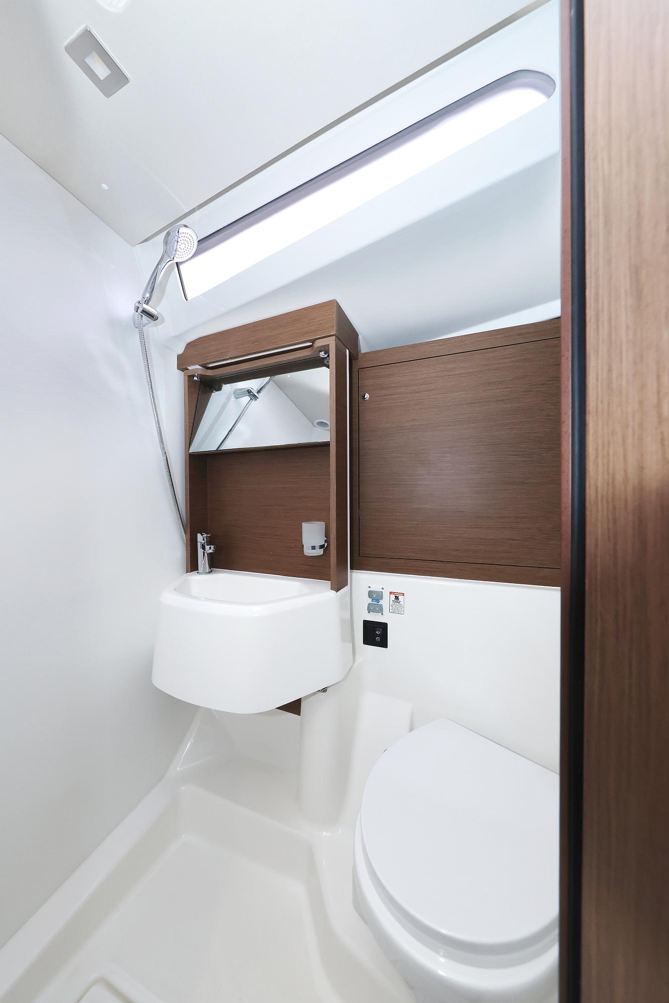 Oceanis 51.1 - 5 + 1 cab., picture 38