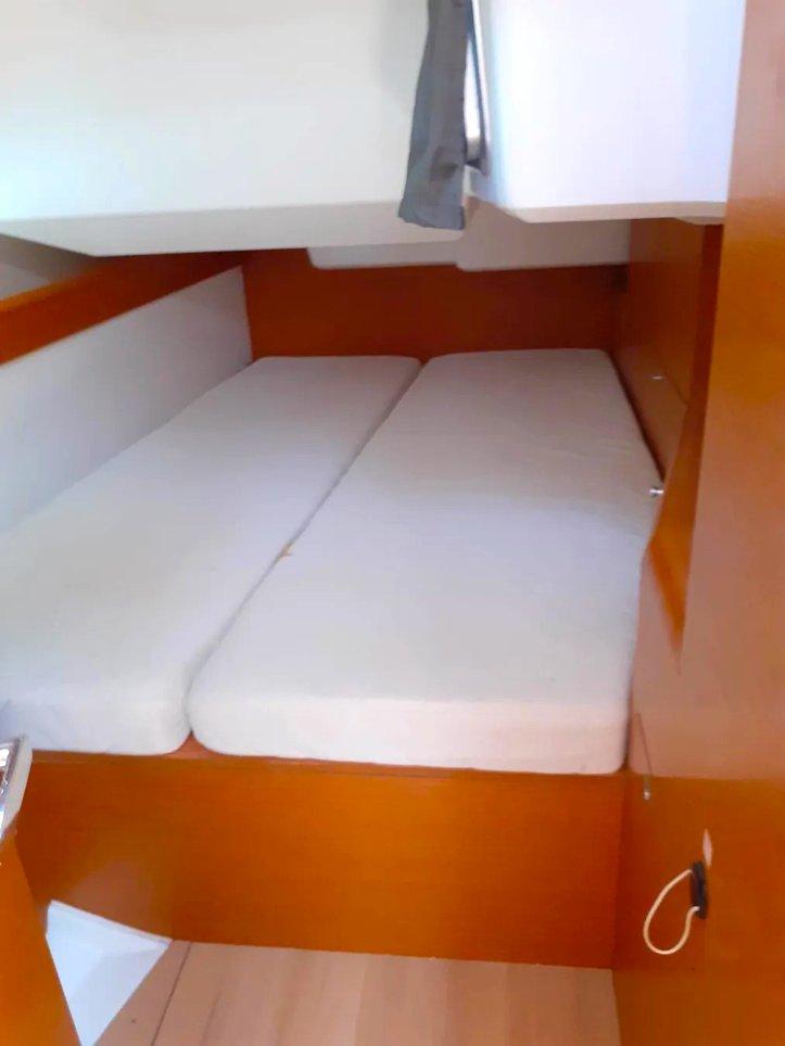 Sun Odyssey 479 - 4 cab., picture 15
