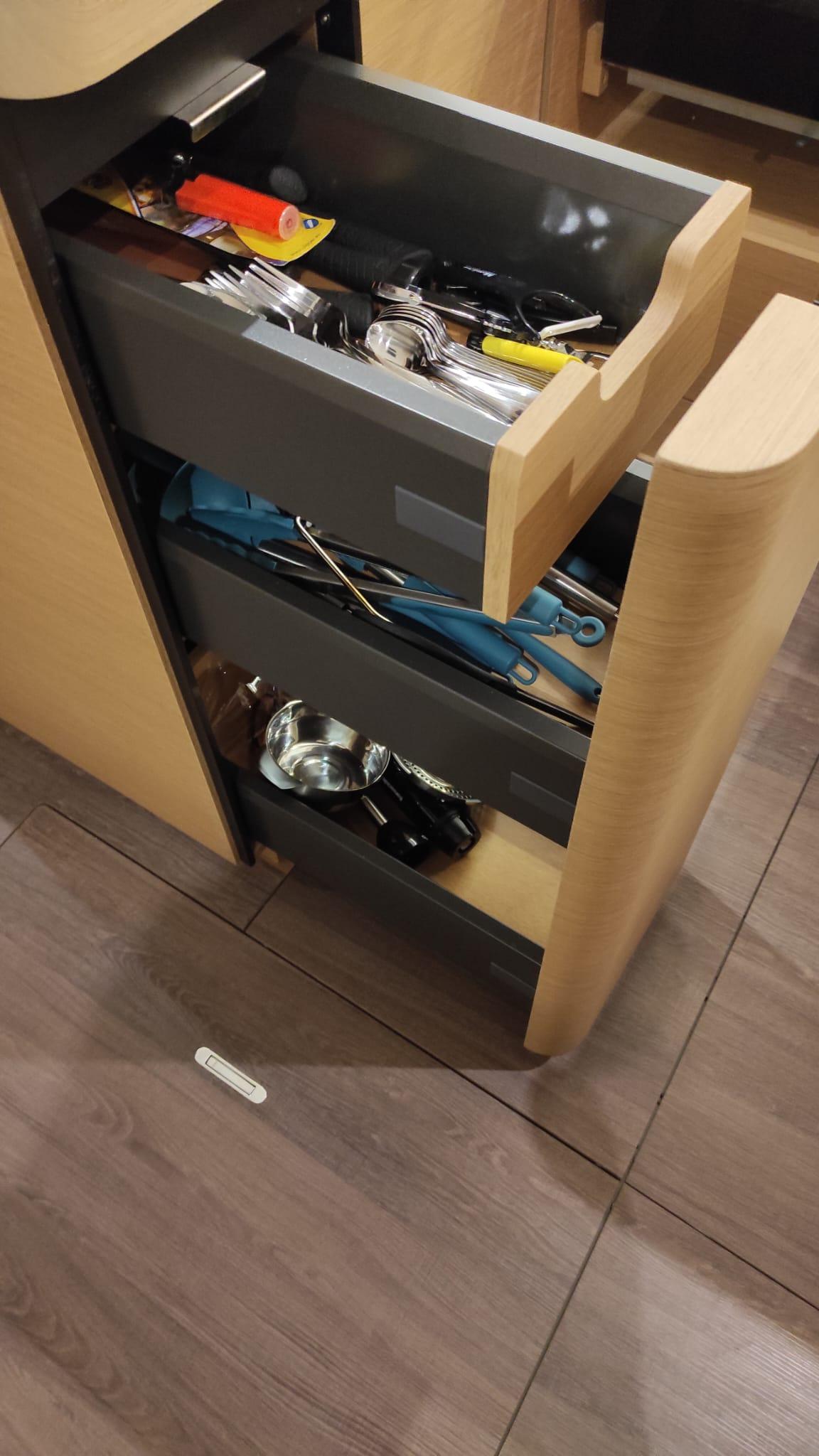 Sun Odyssey 440 - 4 cab., picture 10