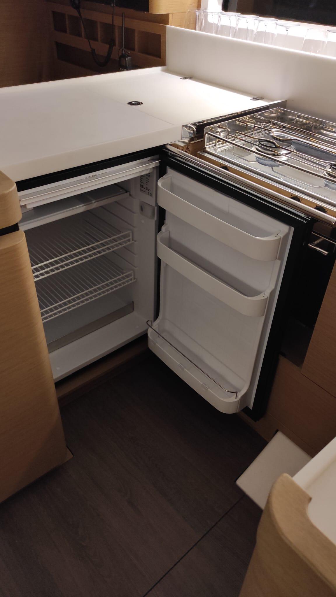 Sun Odyssey 440 - 4 cab., picture 9