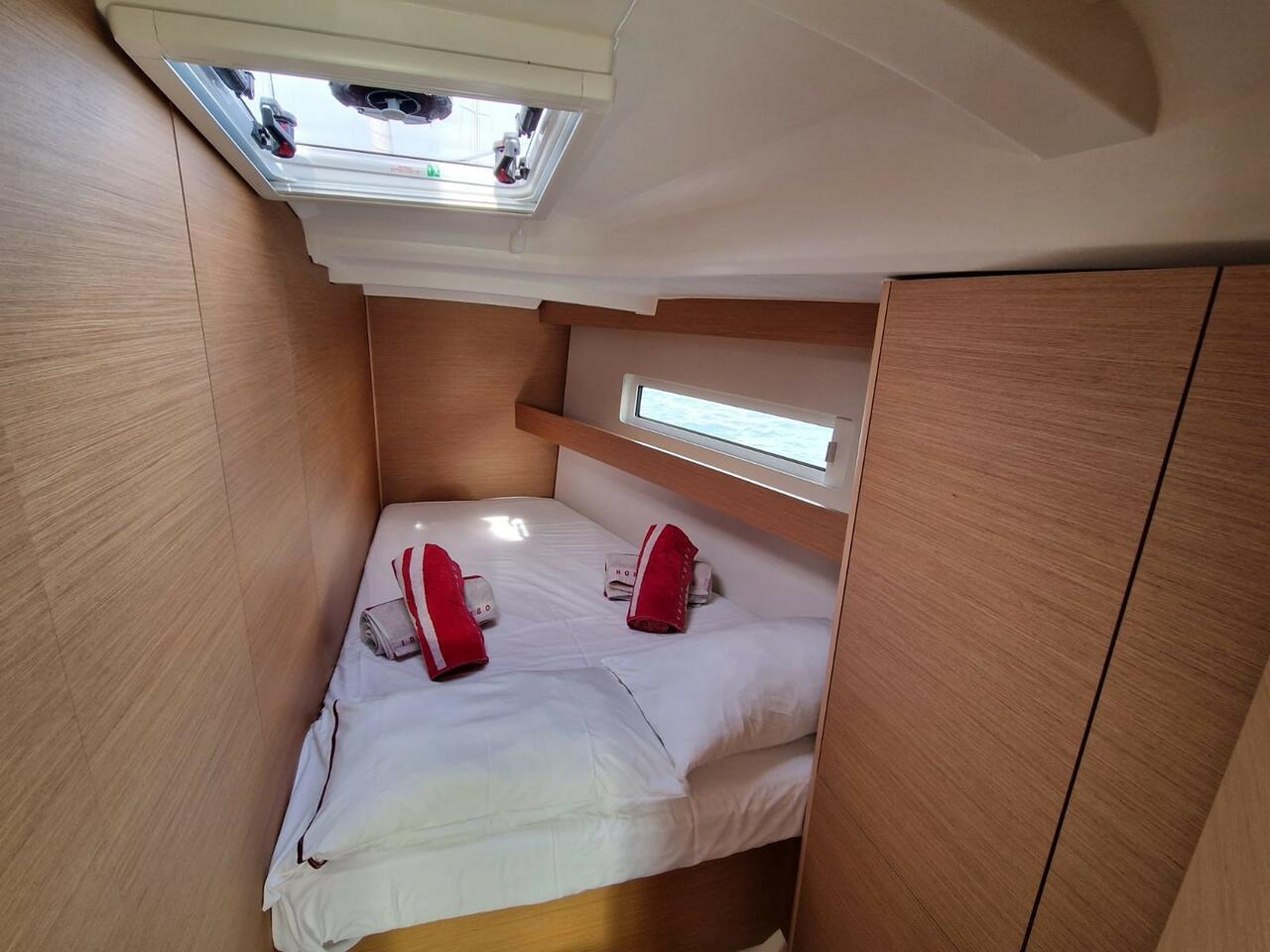 Sun Odyssey 440 - 4 cab., picture 14