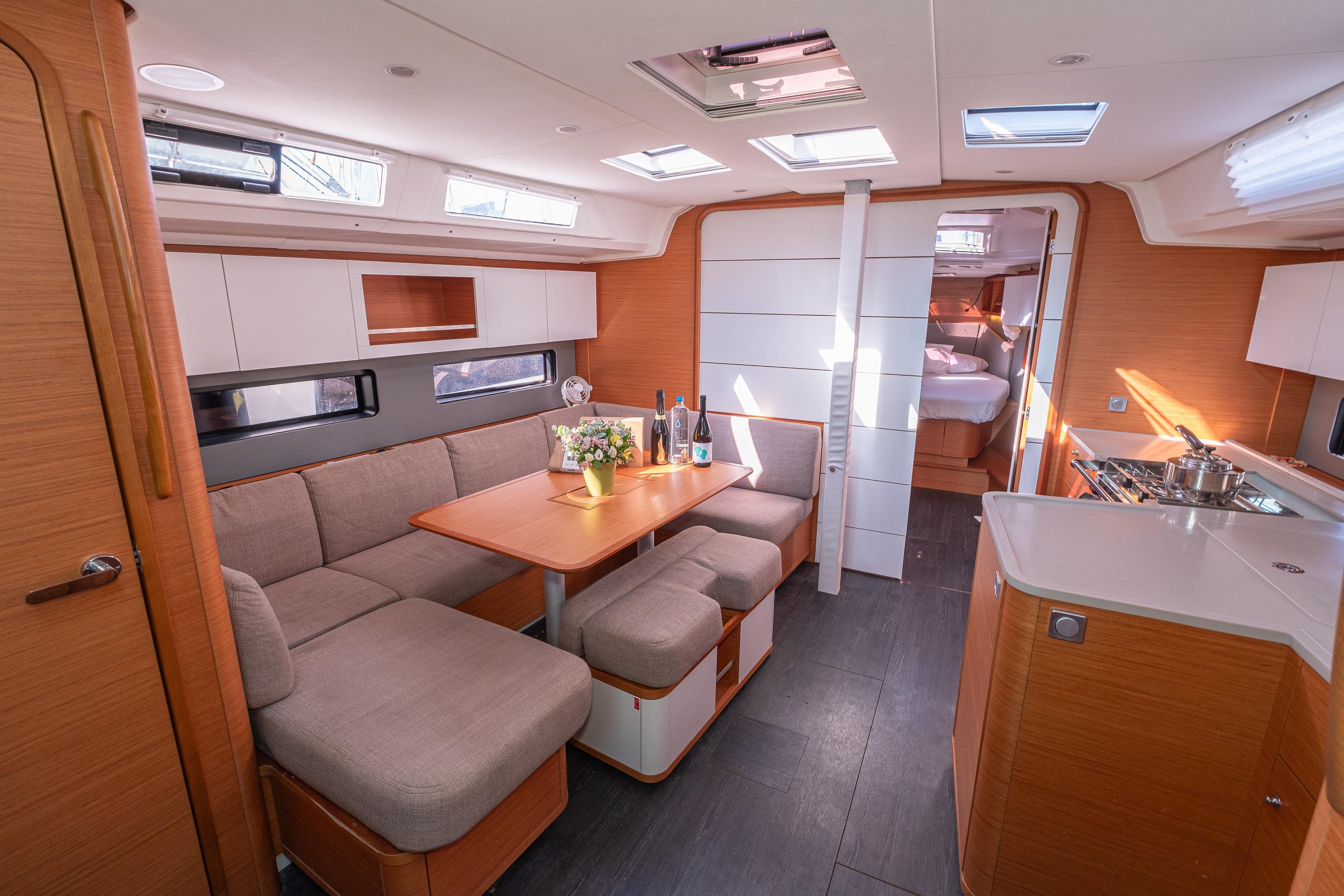 Dufour 41 - 3 cab., picture 9