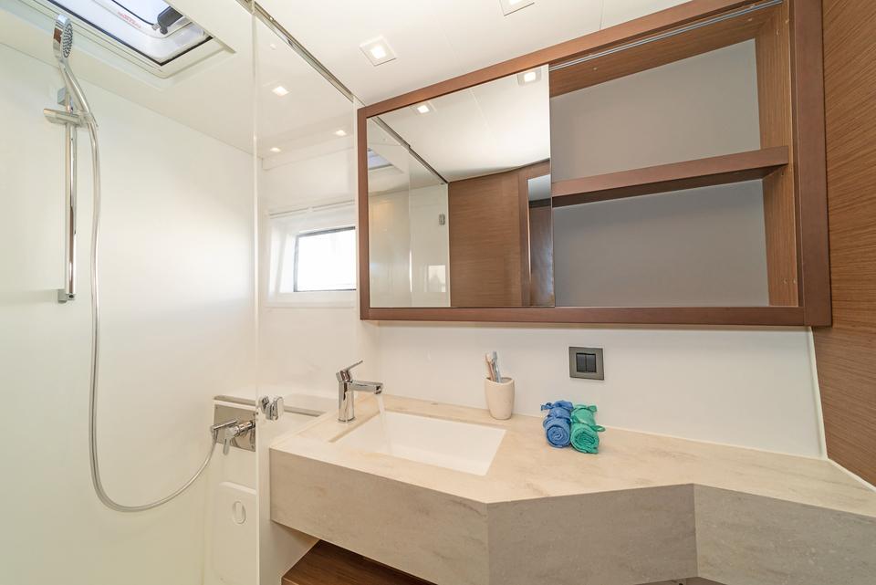 Lagoon 46 - 4 + 2 cab., picture 19