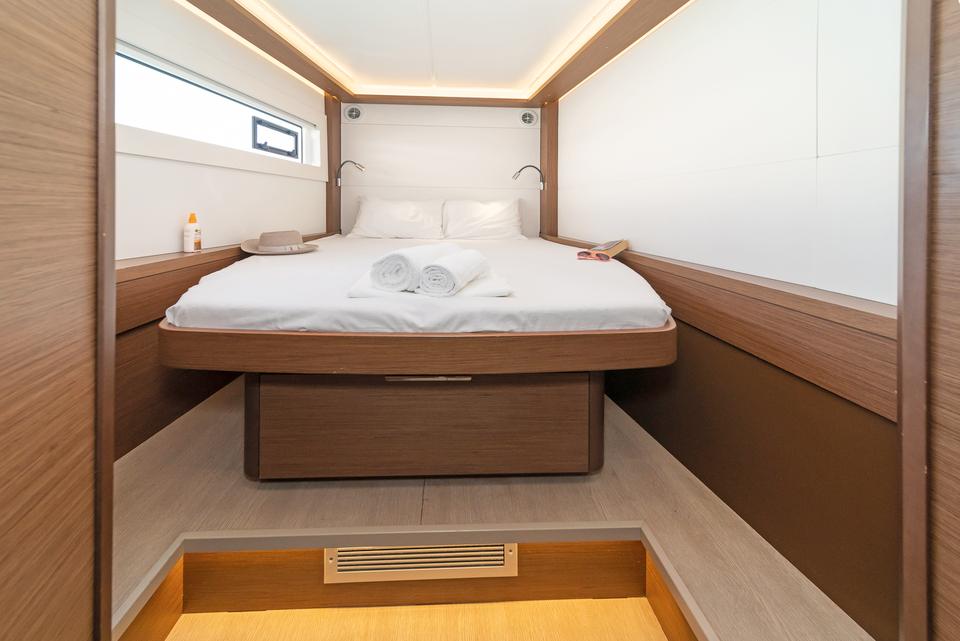 Lagoon 46 - 4 + 2 cab., picture 16