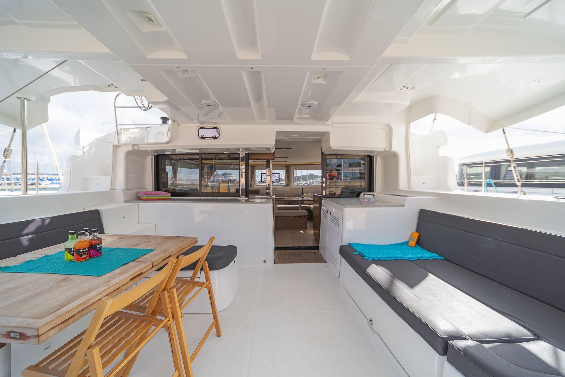 Lagoon 46 - 4 + 2 cab., picture 9