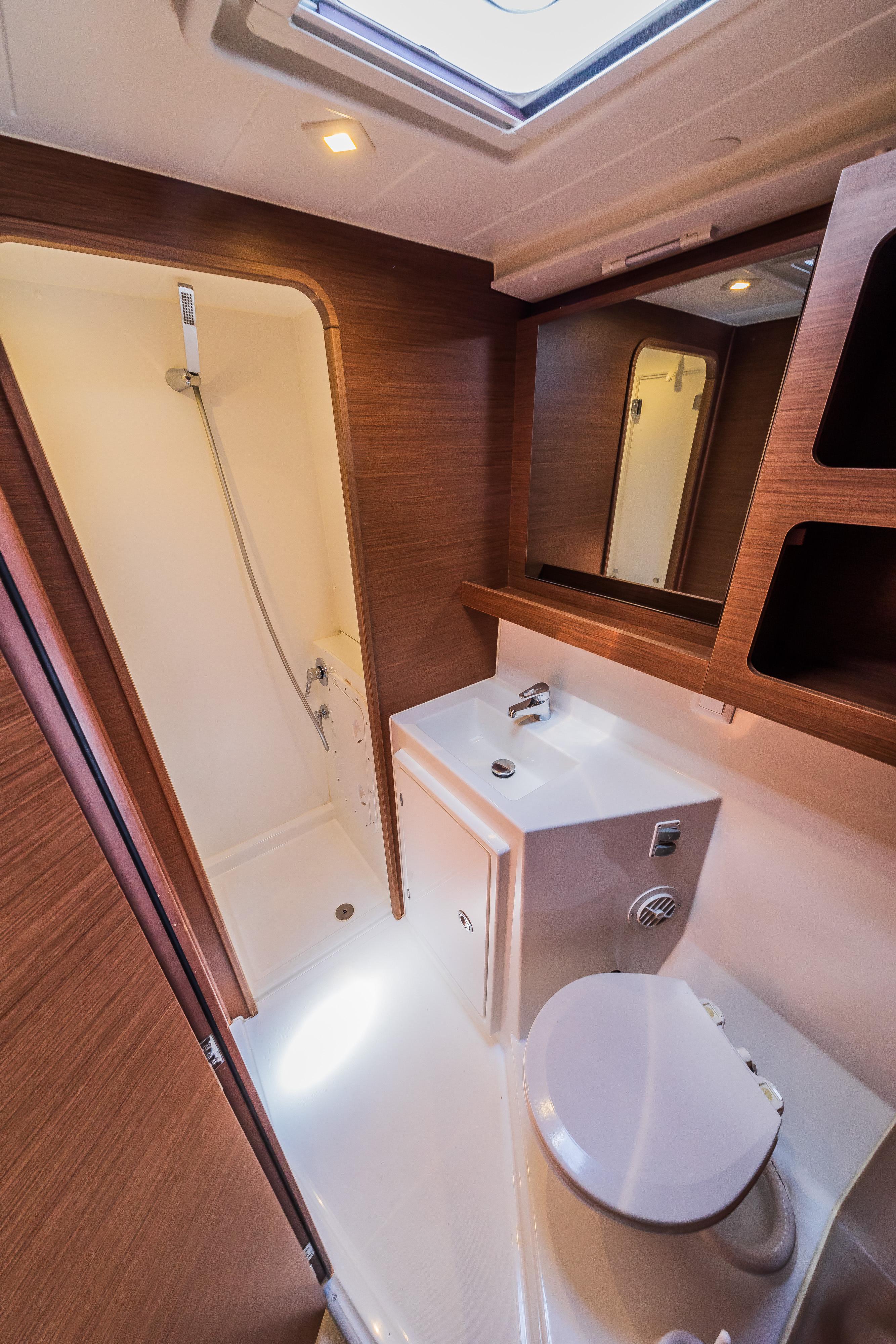 Lagoon 42 - 4 + 2 cab., picture 27