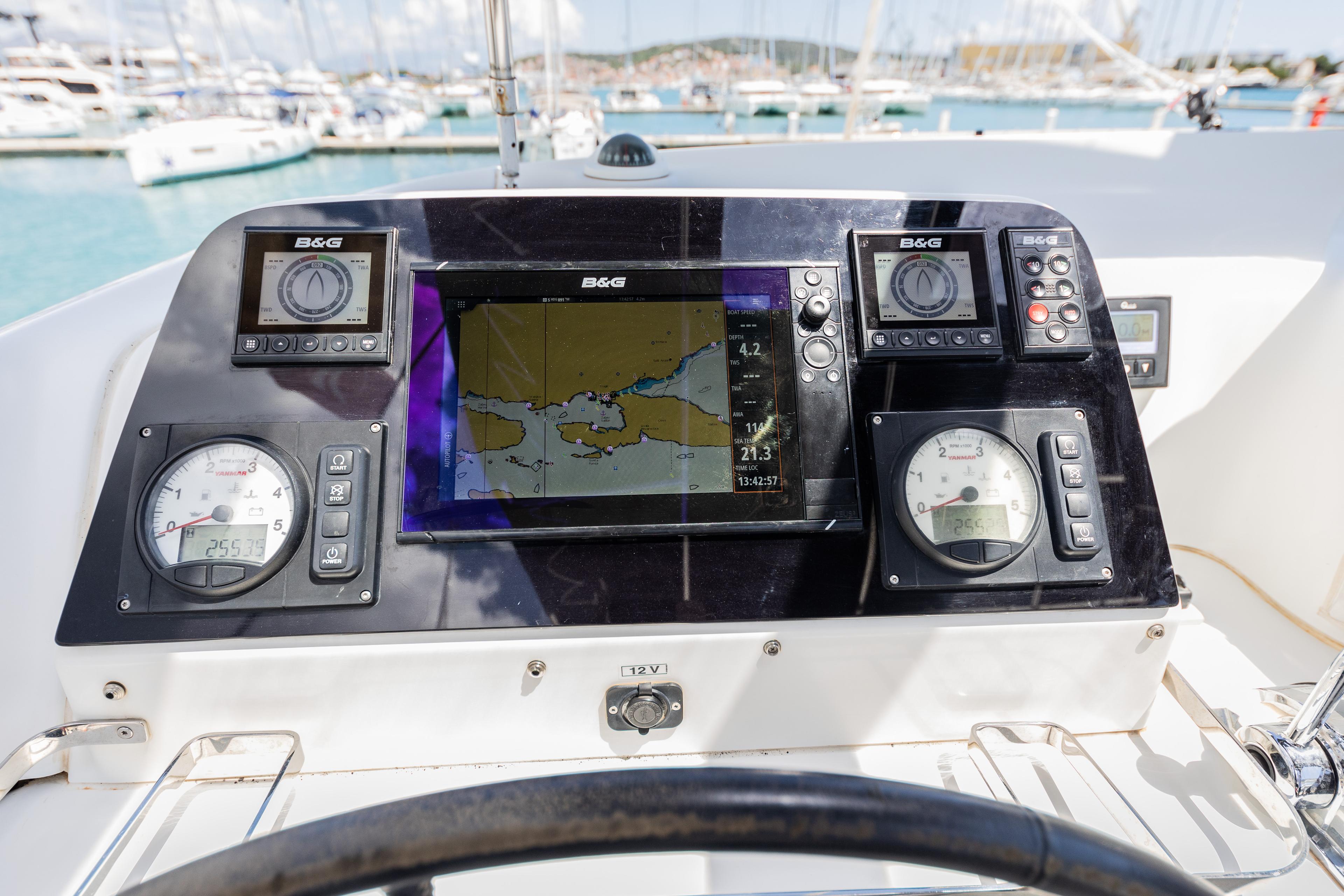 Lagoon 42 - 4 + 2 cab., picture 12