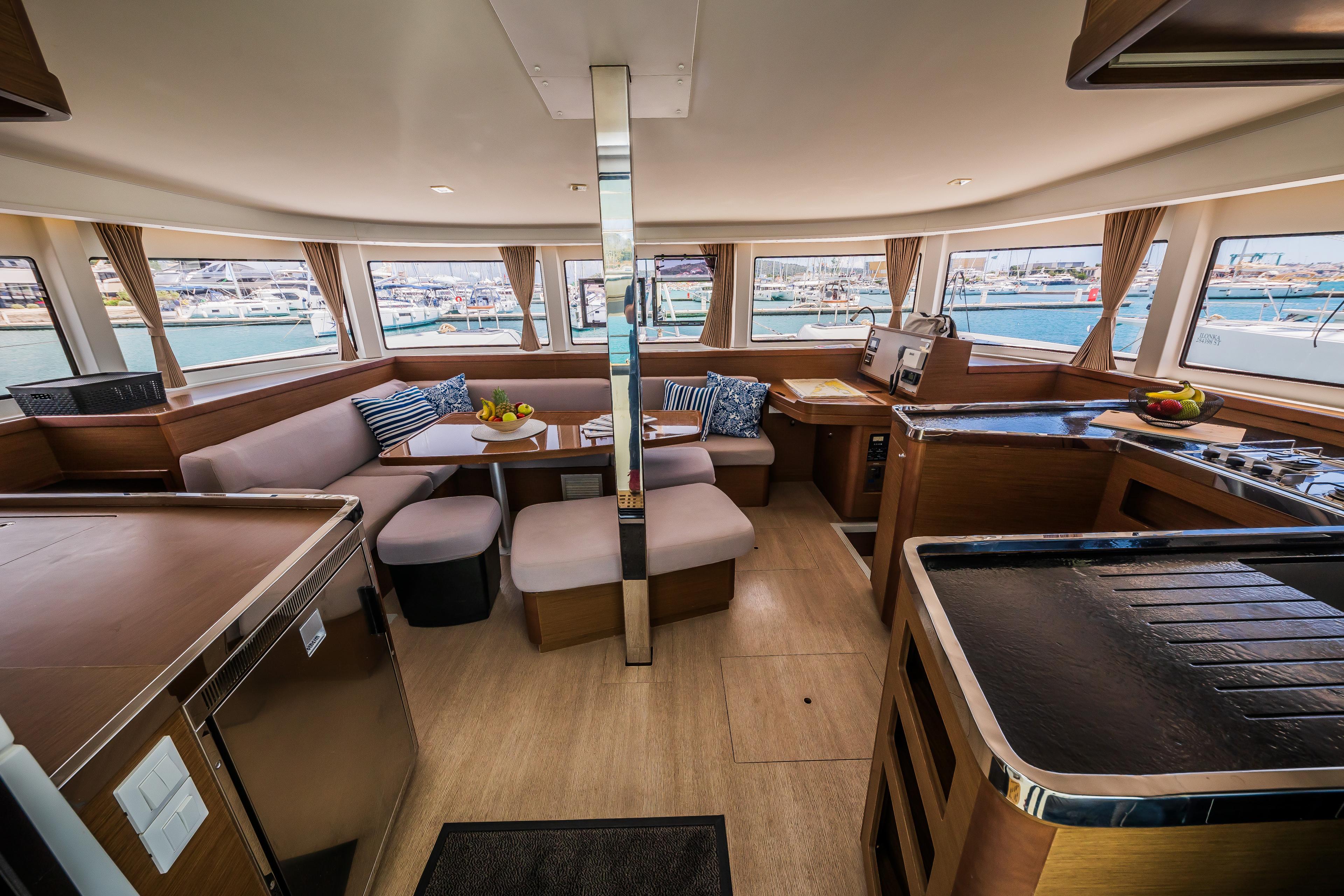 Lagoon 42 - 4 + 2 cab., picture 20