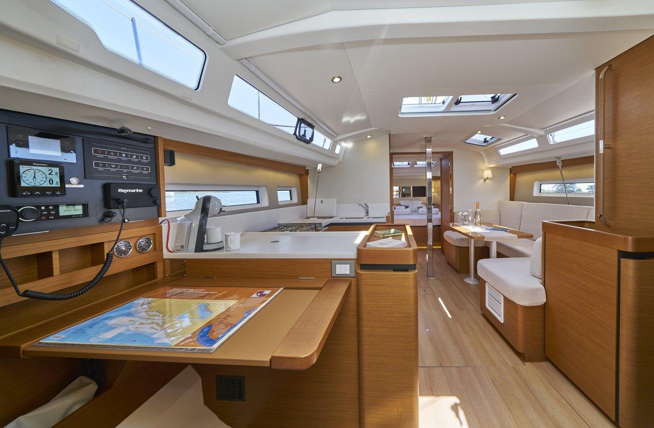 Sun Odyssey 440 - 3 cab., picture 7