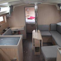 Oceanis 41.1, picture 5