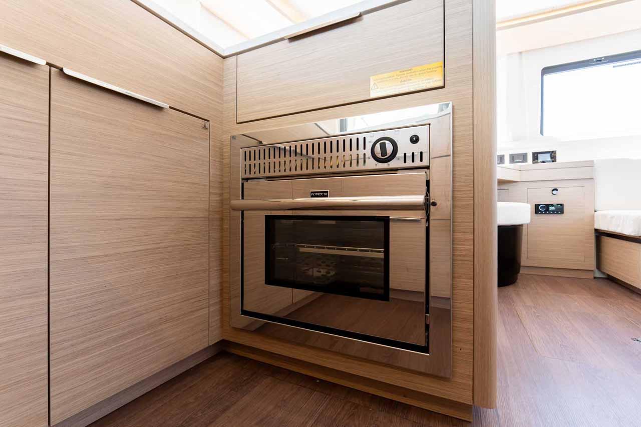 Lagoon 46 - 4 + 2 cab., picture 24