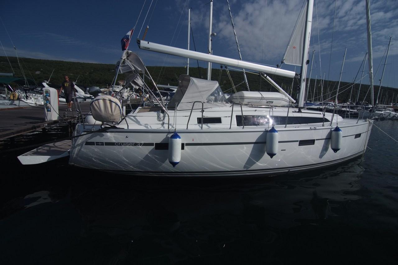 Bavaria Cruiser 37 - 3 cab., picture 4