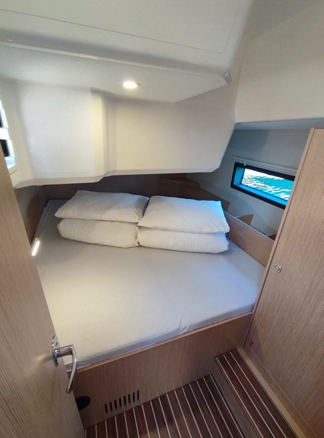 Bavaria C42, picture 21