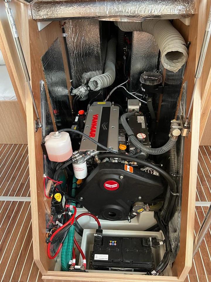 Bavaria C42, picture 25