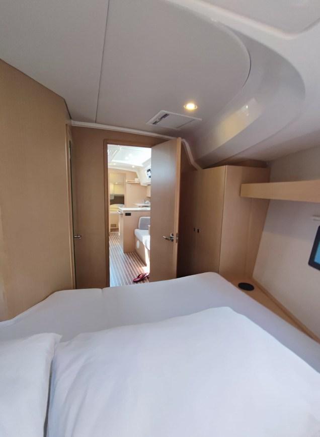 Bavaria C42, picture 19