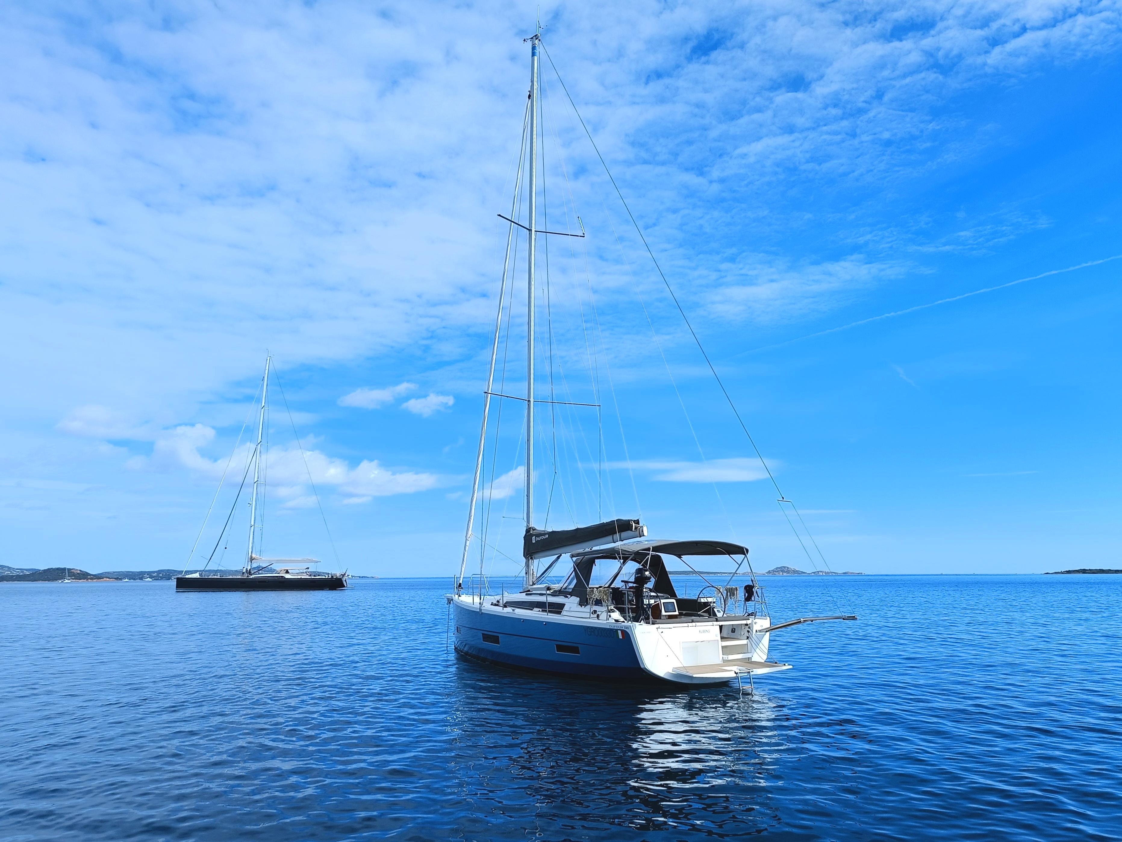 Dufour 390, picture 4