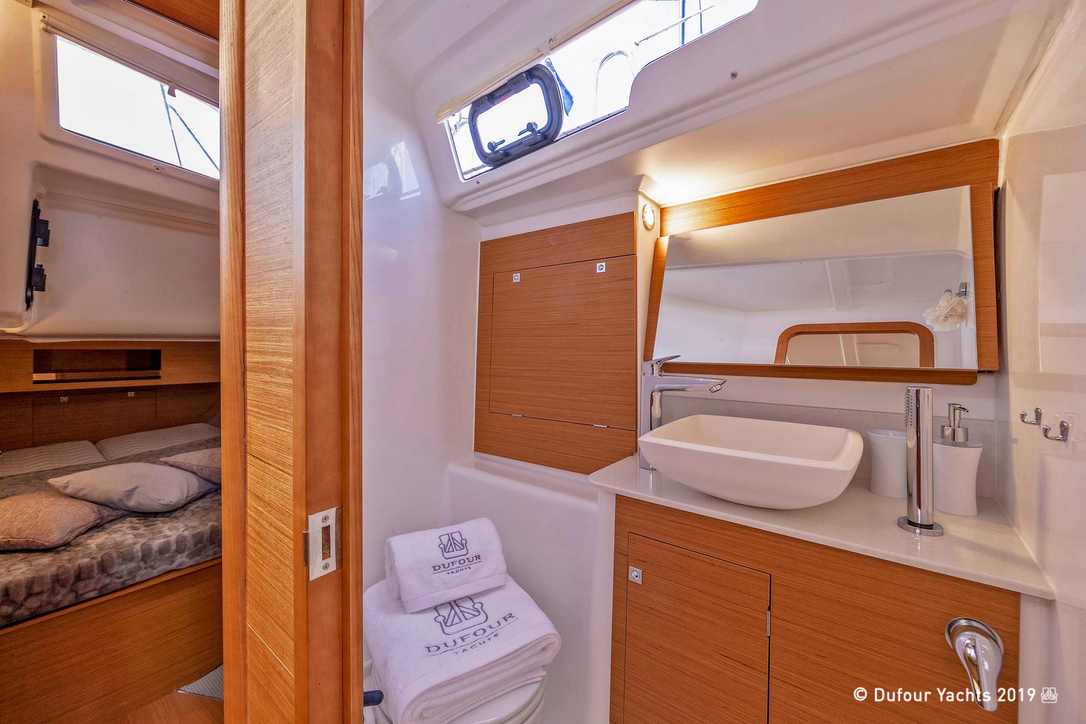 Dufour 390, picture 18