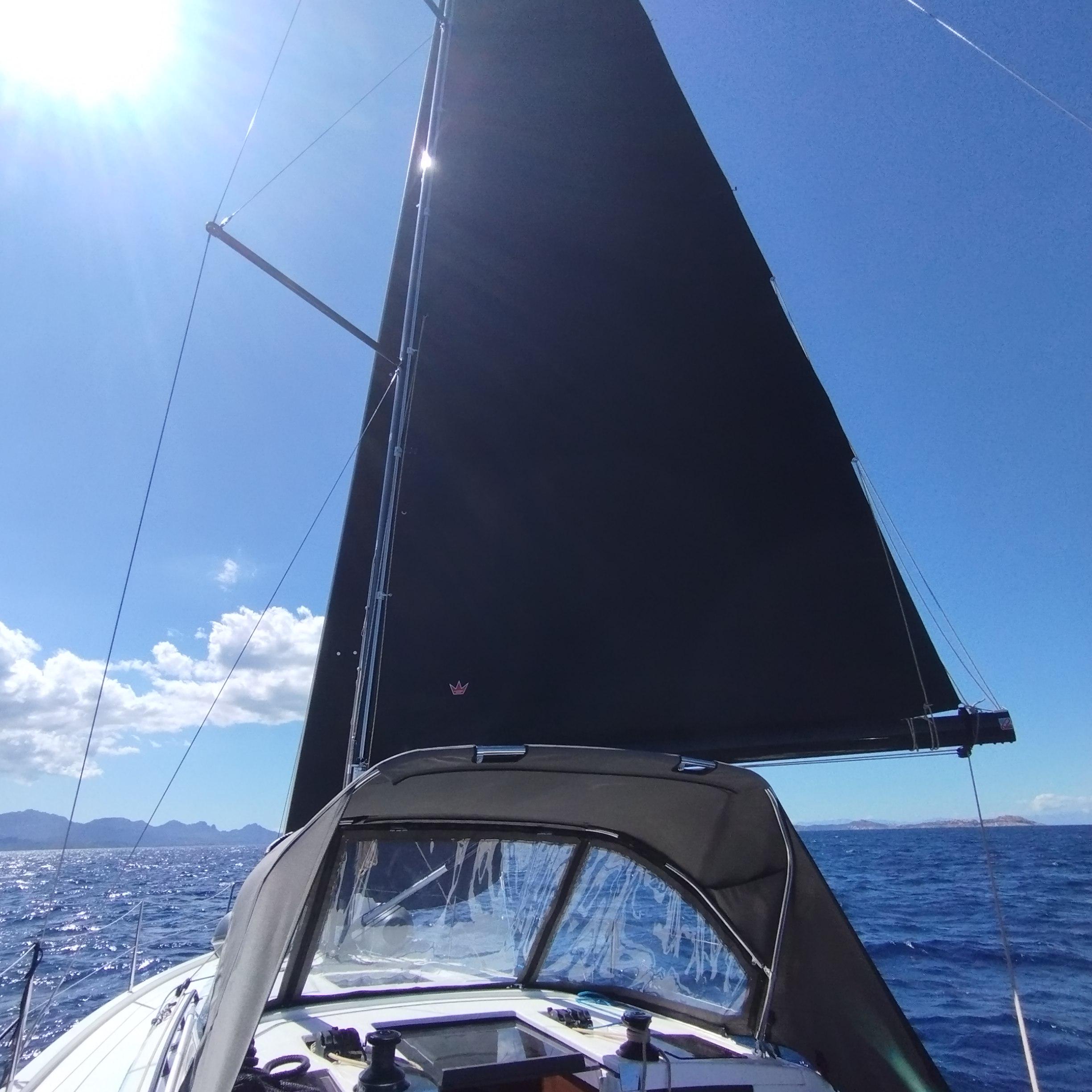 Dufour 37 - 3 cab., picture 10