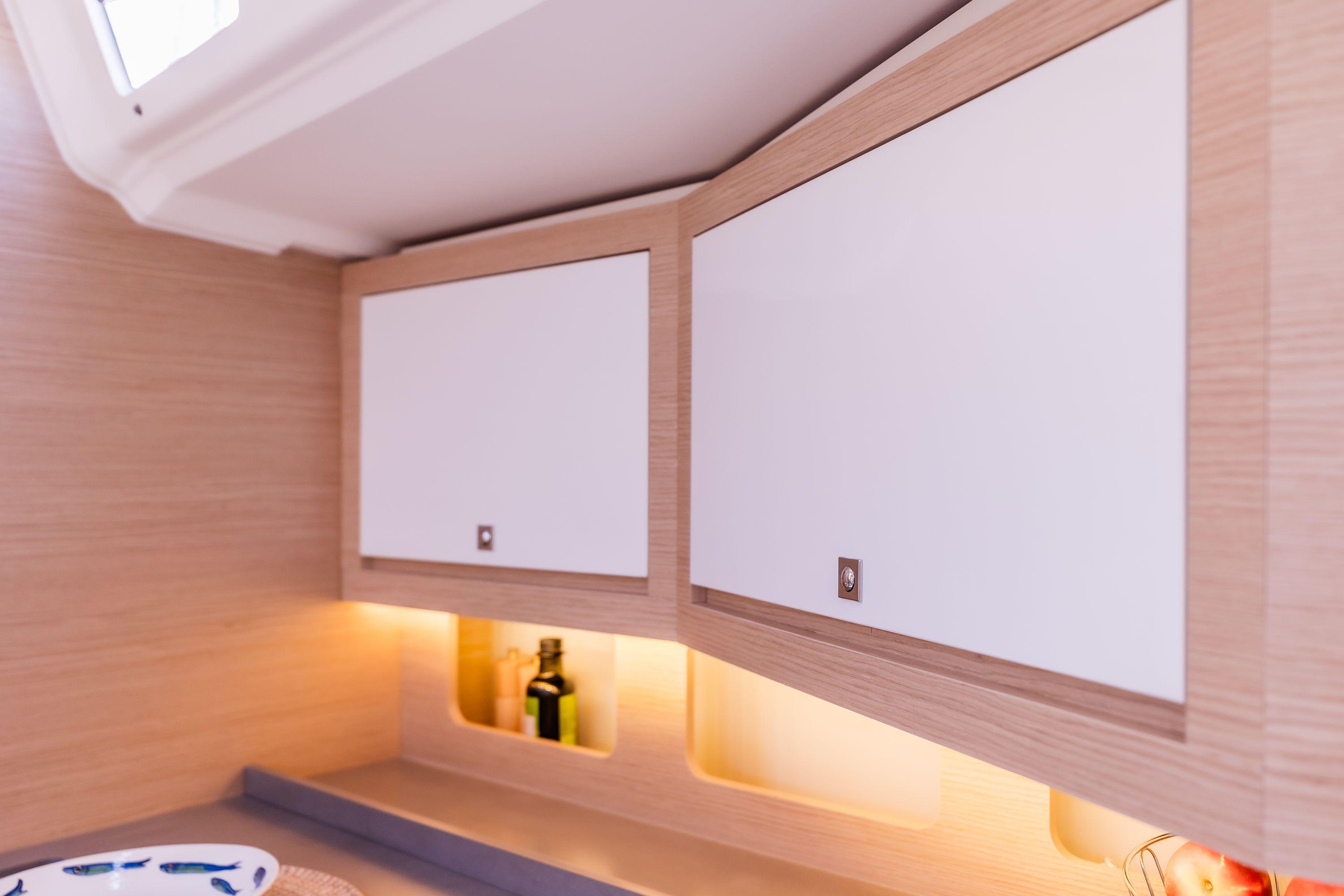 Dufour 37 - 3 cab., picture 14