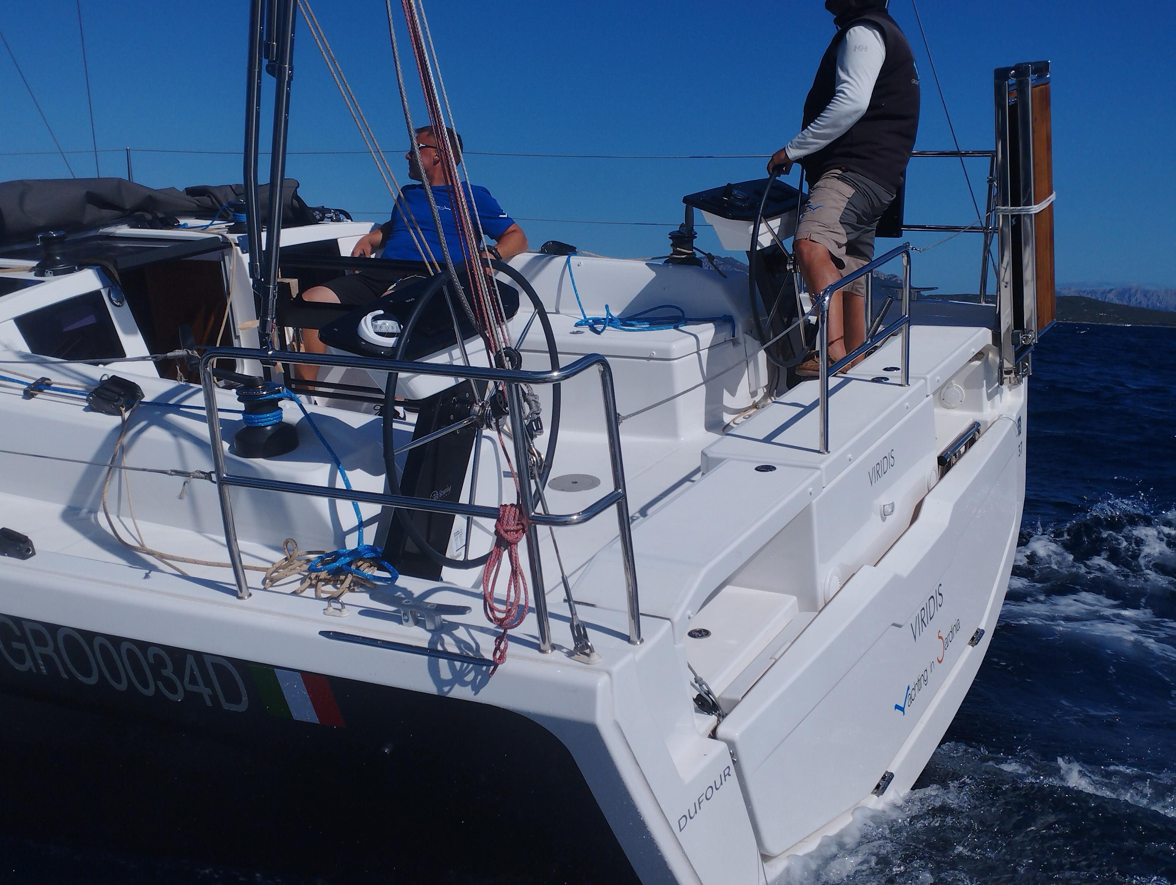 Dufour 37 - 3 cab., picture 11