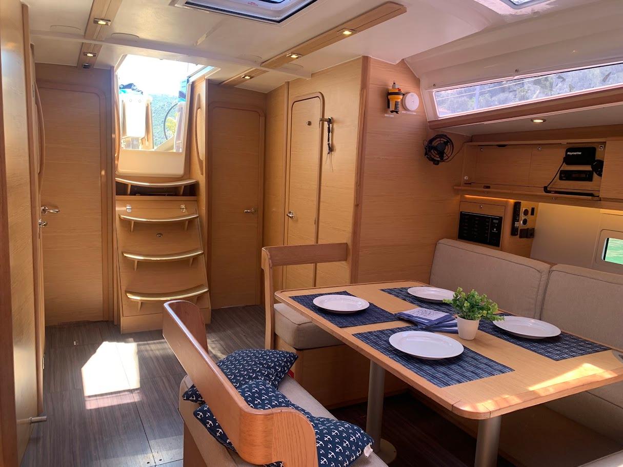 Dufour 430 GL, picture 9