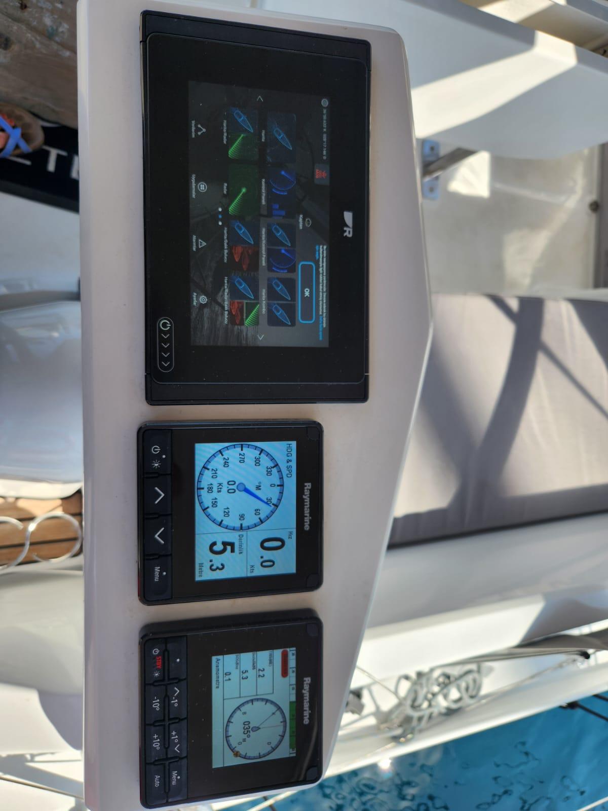 Oceanis 30.1, picture 6