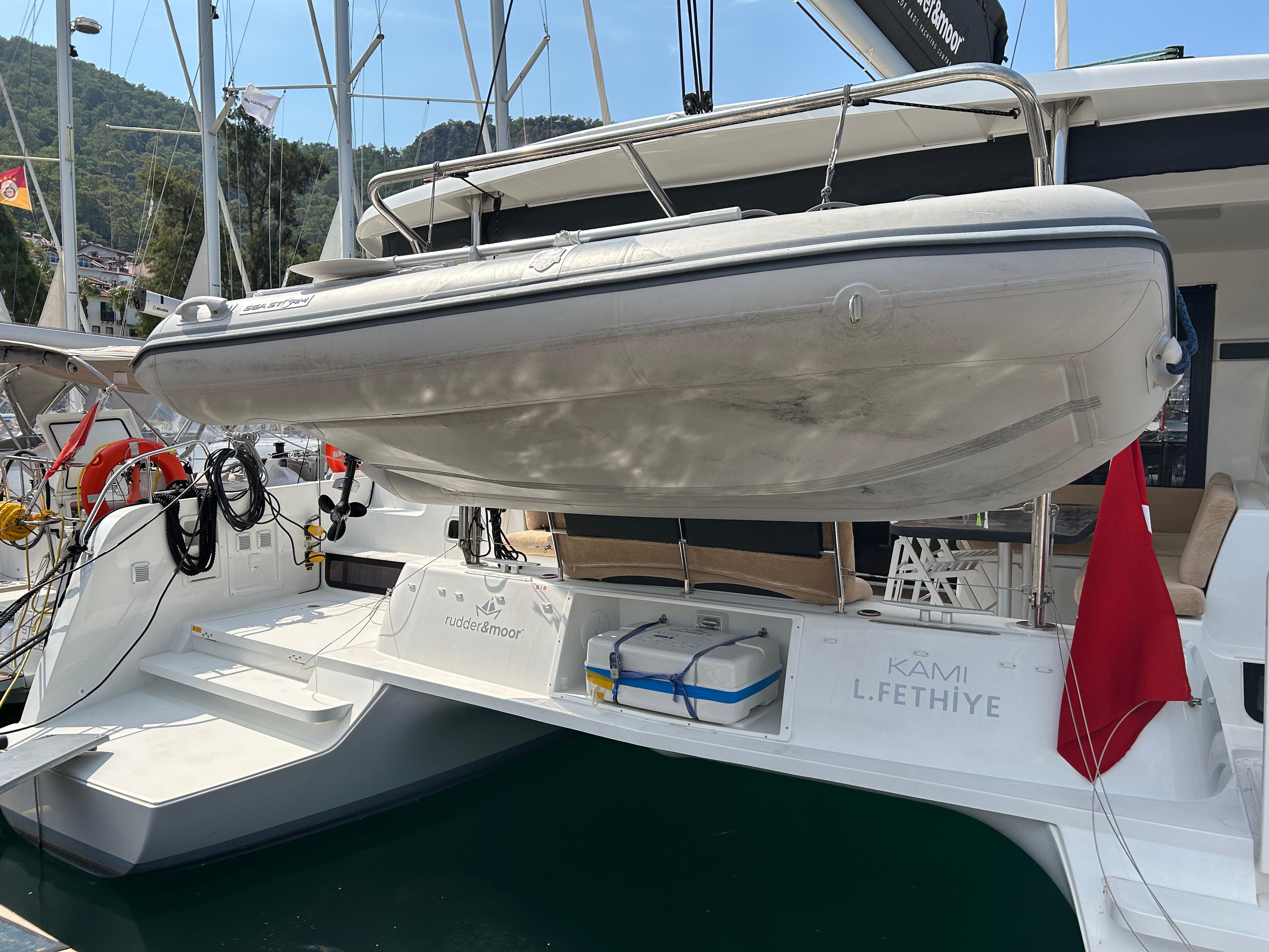 Lagoon 42 - 4 + 1 cab., picture 9