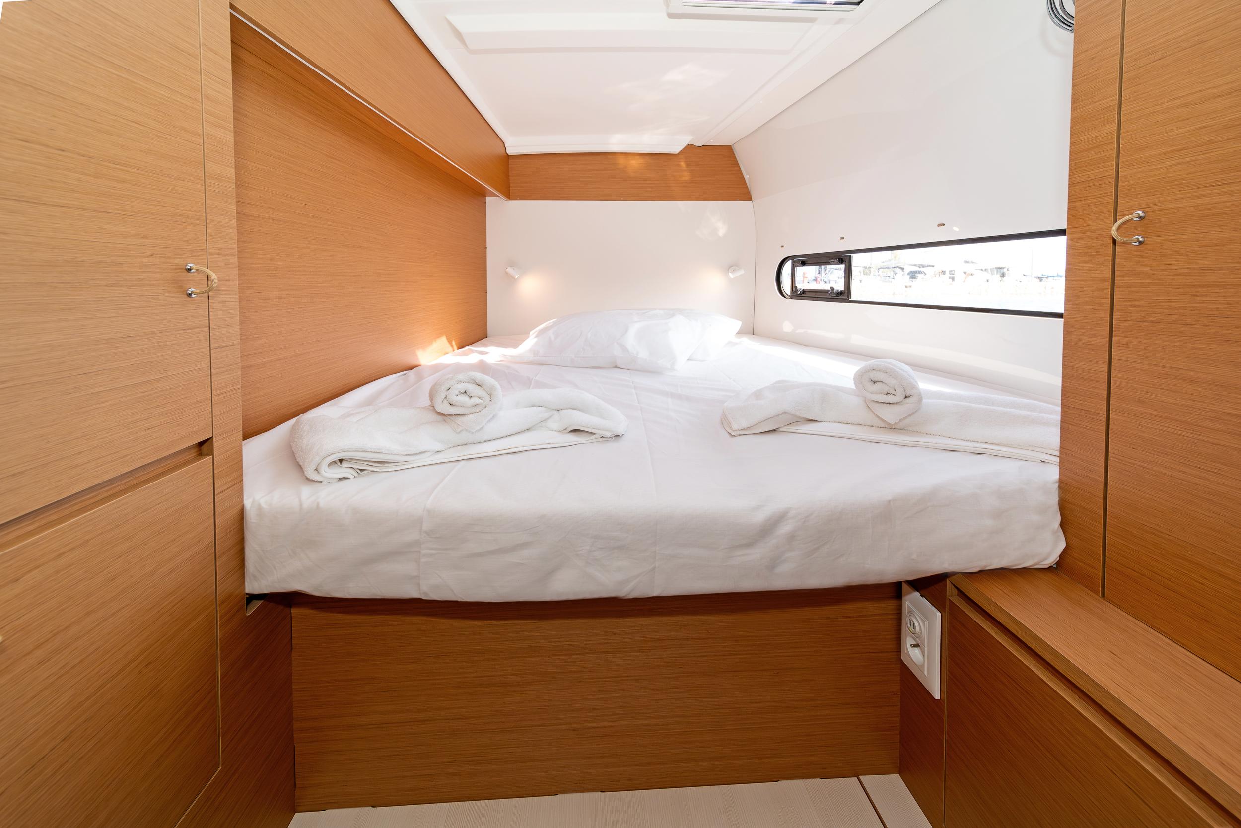 Excess 11 - 4 + 1 + 1 cab., picture 3