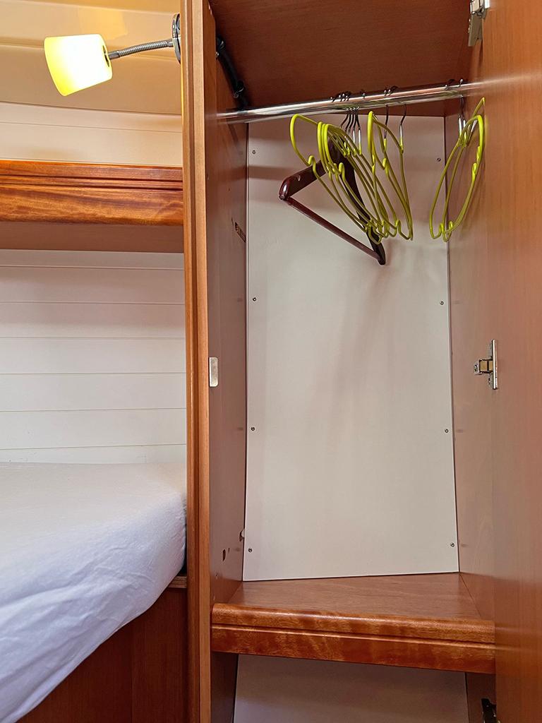 Bavaria Cruiser 33, picture 32