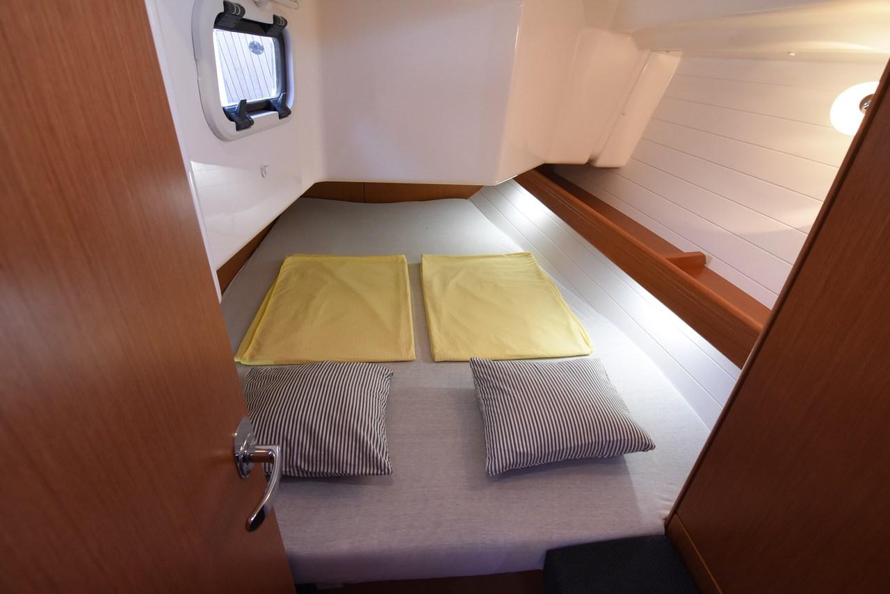 Bavaria Cruiser 34, picture 11